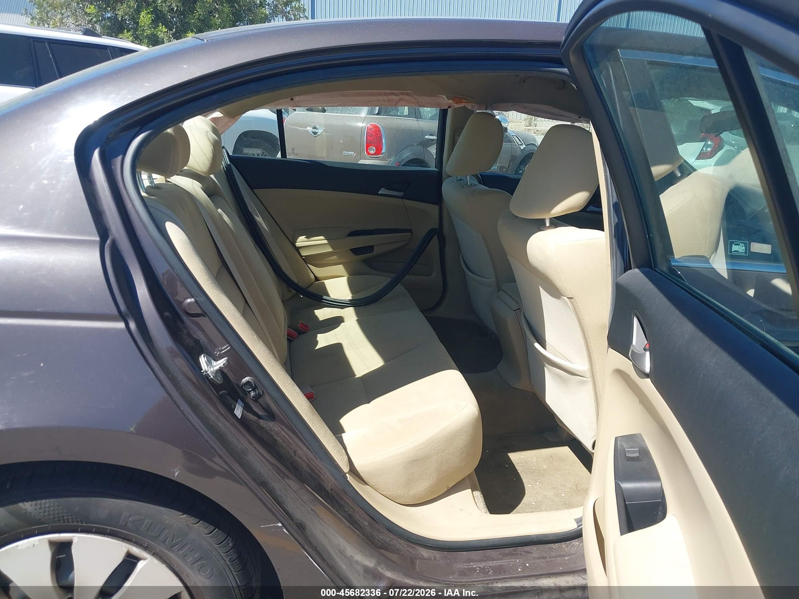 2011 Honda Accord 2.4 Lx Коричневый vin: 1HGCP2F37BA089554