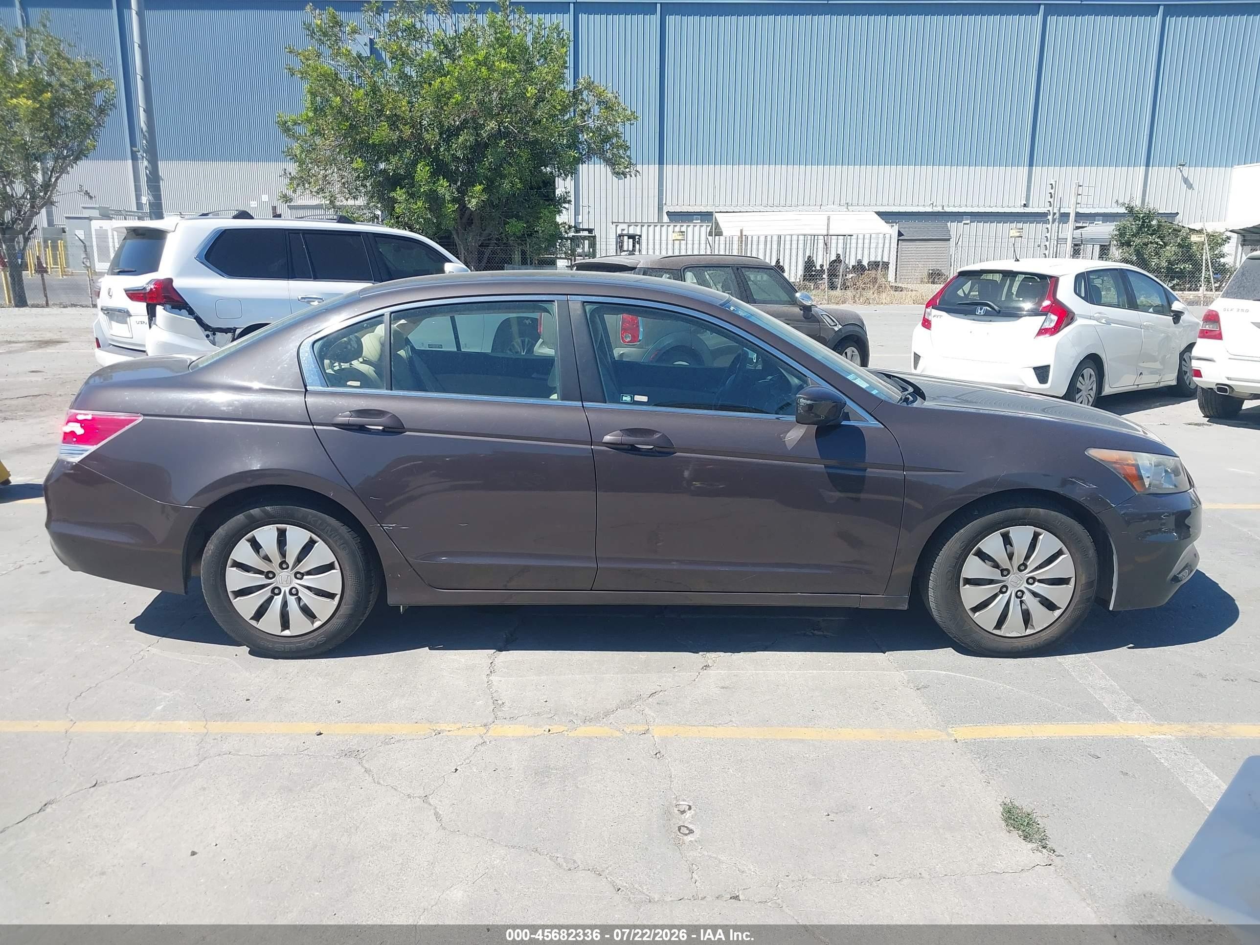 2011 Honda Accord 2.4 Lx Коричневый vin: 1HGCP2F37BA089554