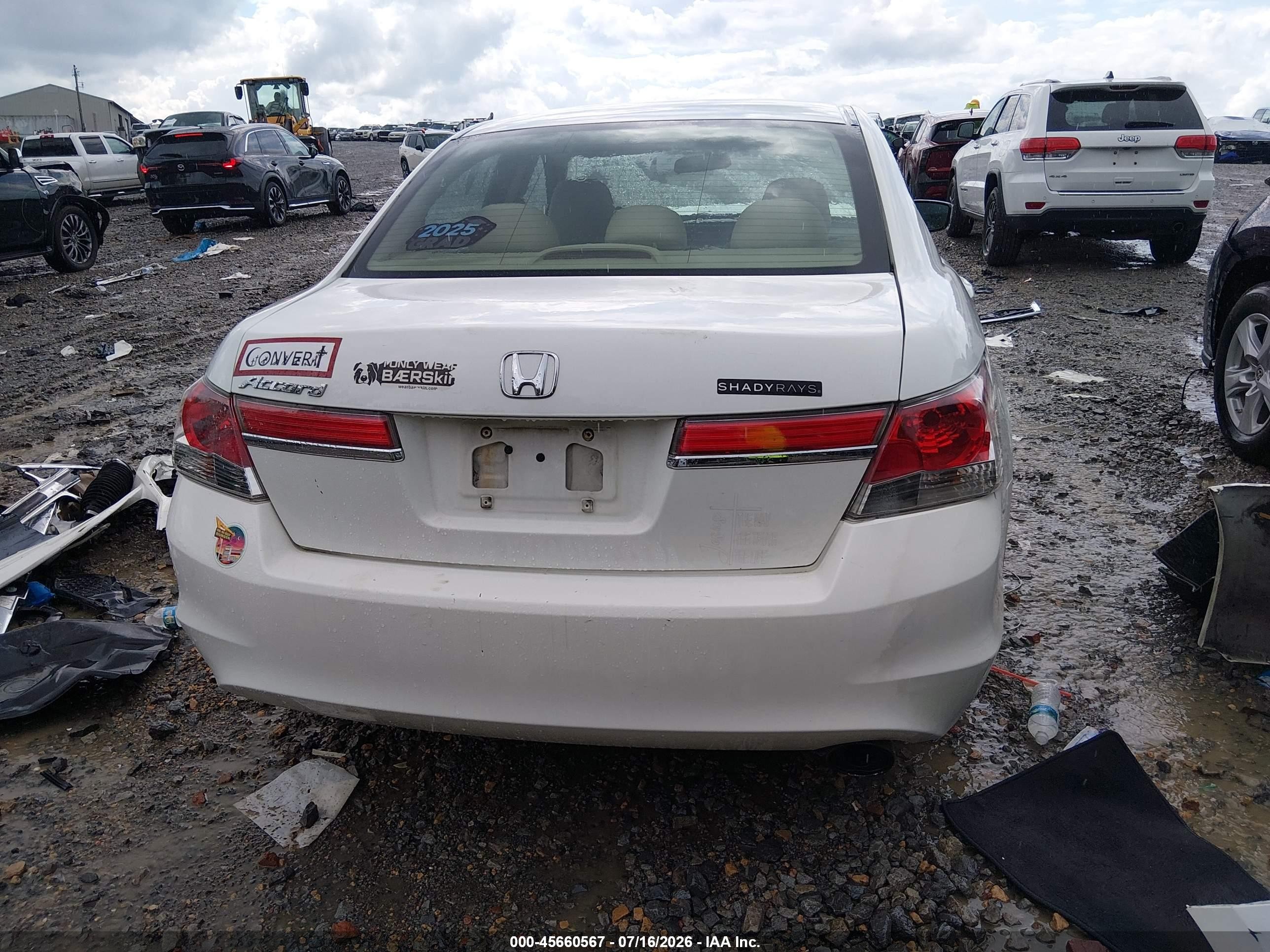 2011 Honda Accord 2.4 Lx White vin: 1HGCP2F37BA106661