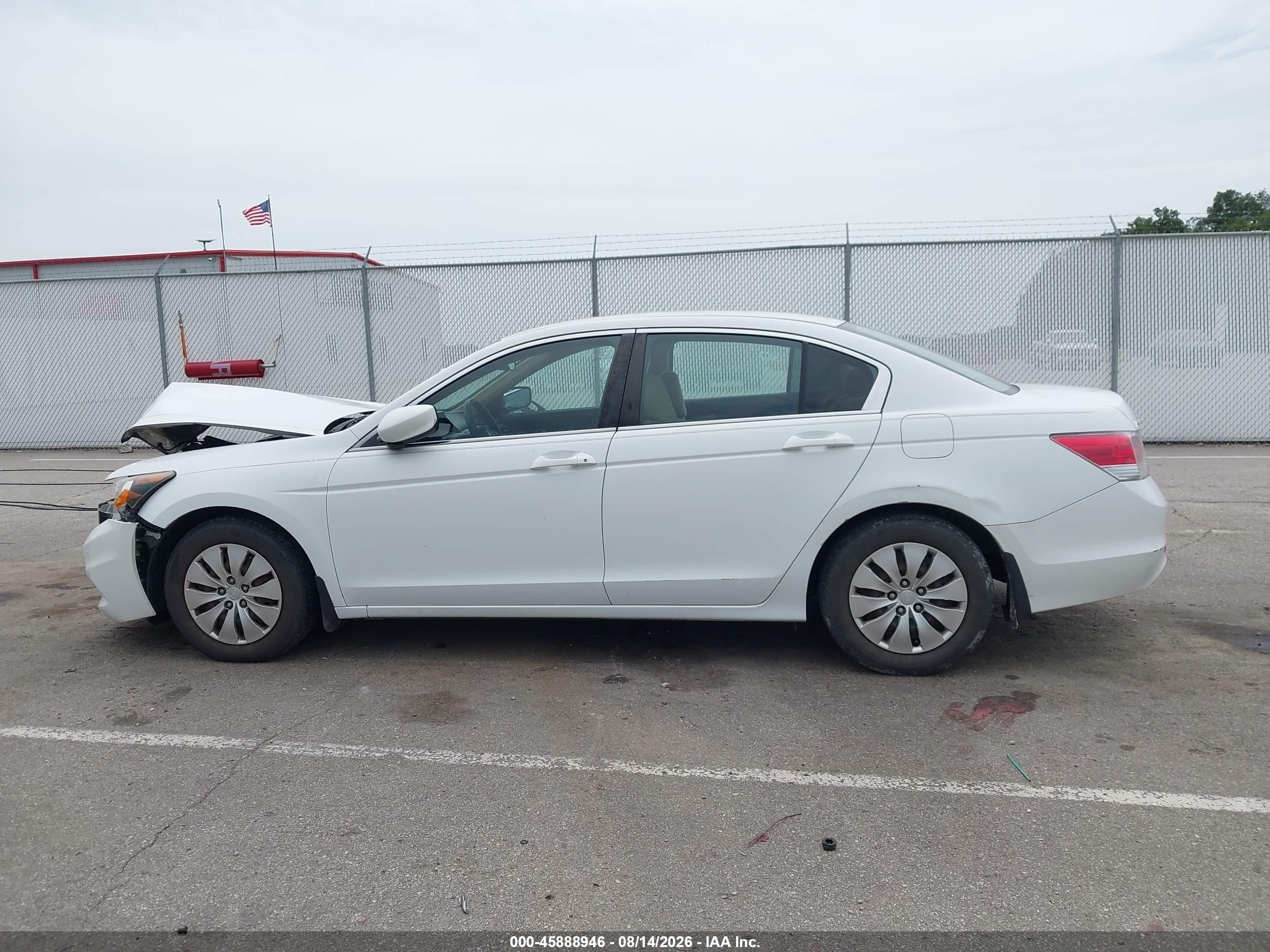 2011 Honda Accord 2.4 Lx White vin: 1HGCP2F37BA107938
