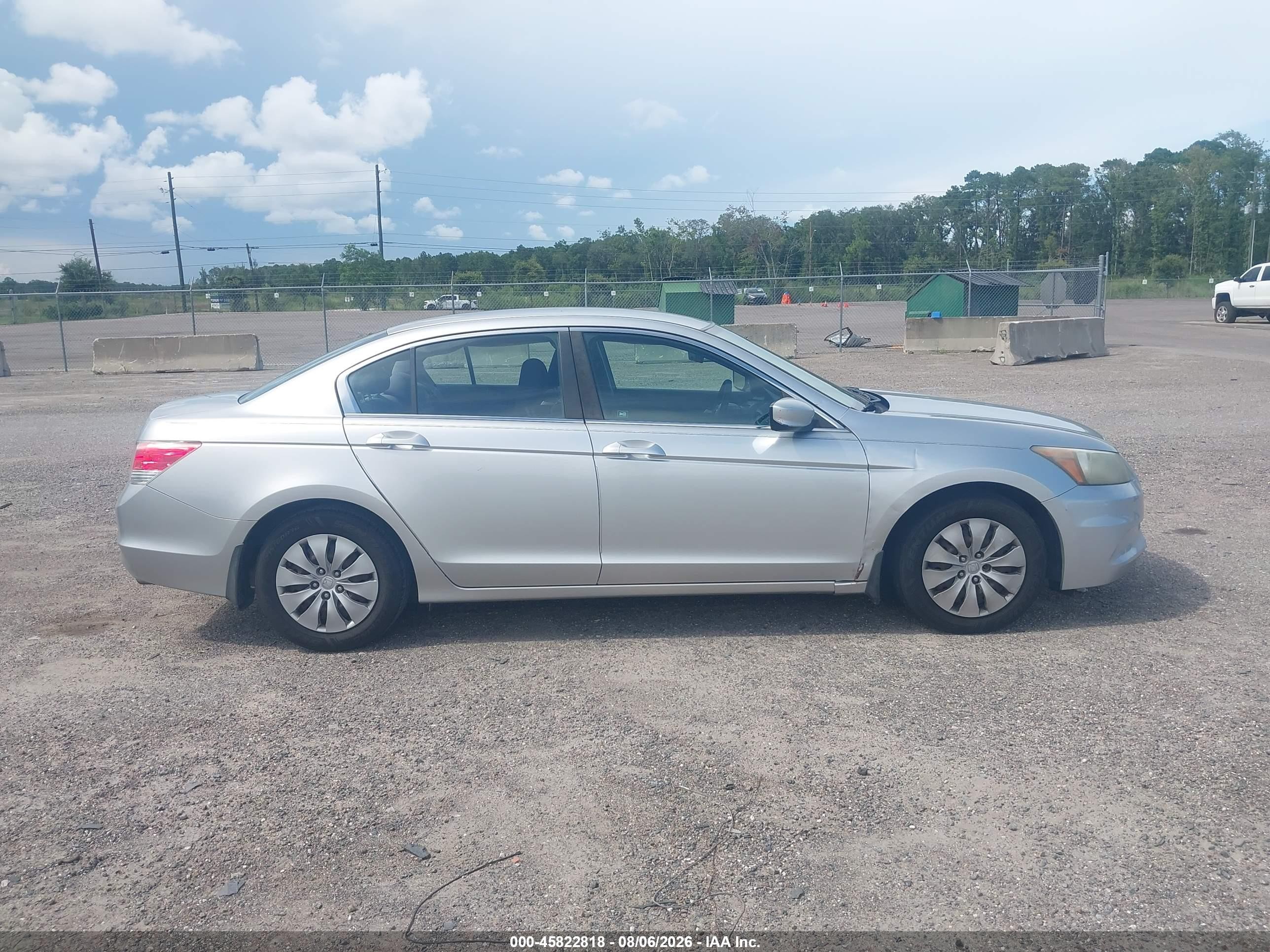 2012 Honda Accord Sdn Lx Silver vin: 1HGCP2F37CA122098
