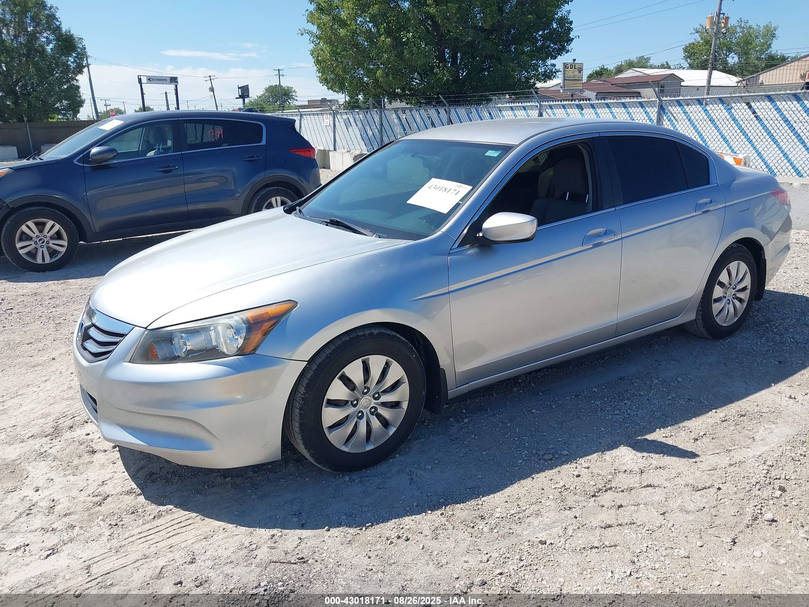 2012 Honda Accord 2.4 Lx Silver vin: 1HGCP2F37CA158793