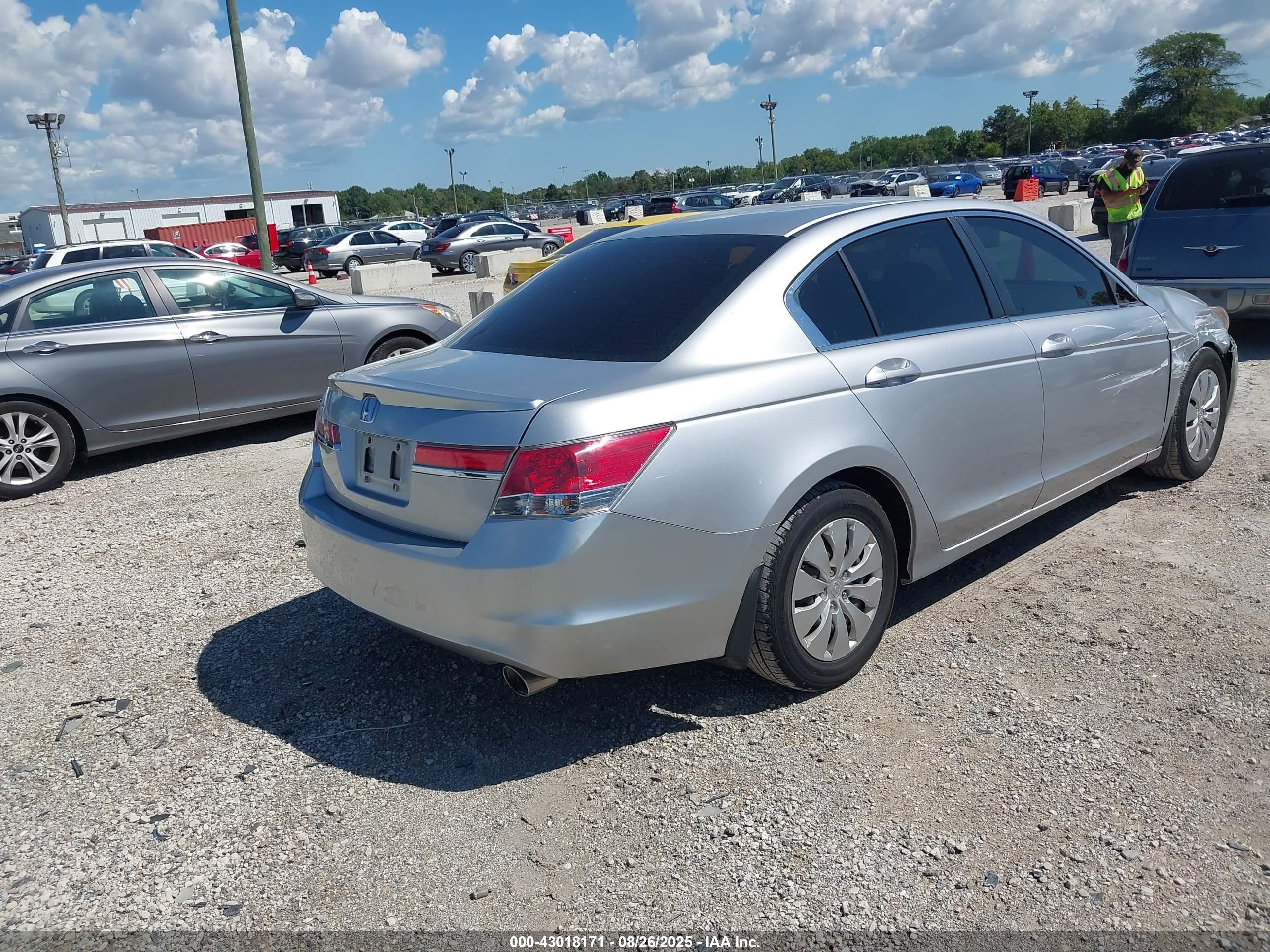 2012 Honda Accord 2.4 Lx Silver vin: 1HGCP2F37CA158793