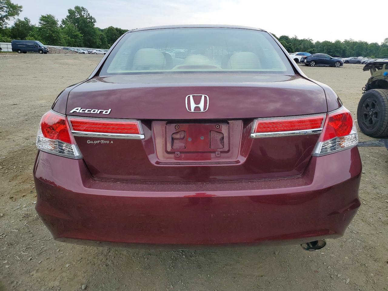 2012 Honda Accord Lx Burgundy vin: 1HGCP2F37CA197772