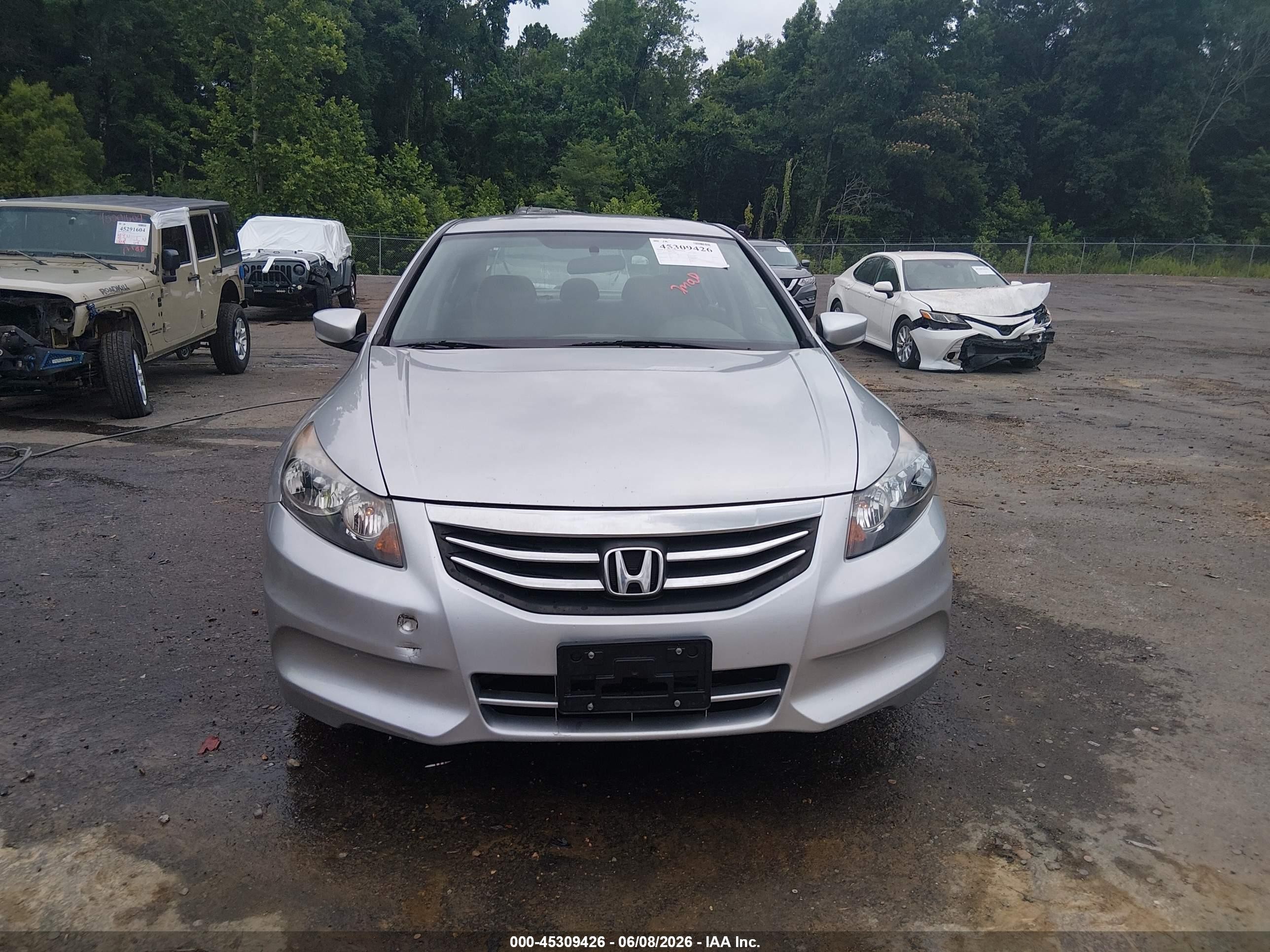 2012 Honda Accord 2.4 Lx Silver vin: 1HGCP2F37CA222492