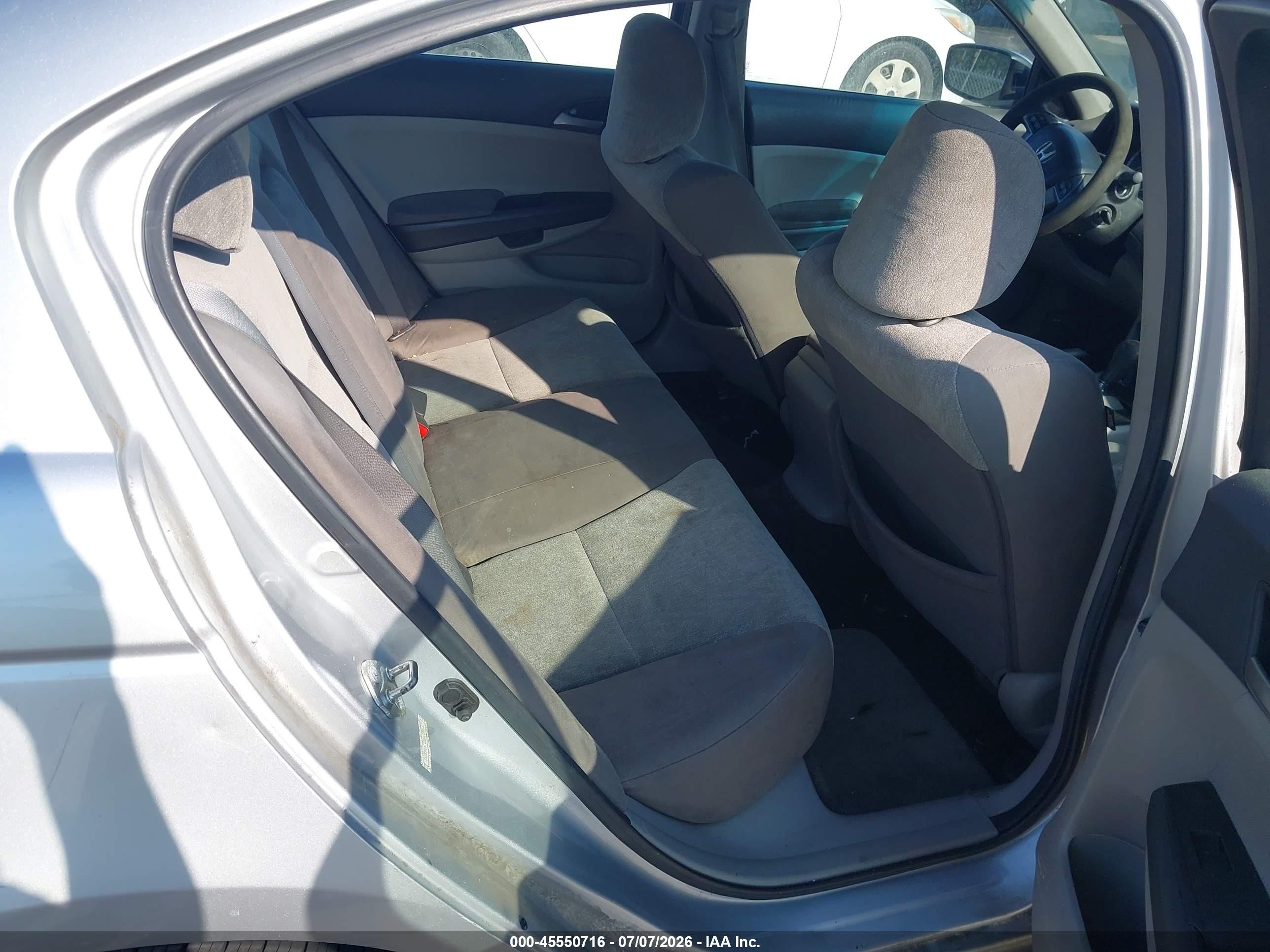 2010 Honda Accord 2.4 Lx Серый vin: 1HGCP2F38AA029667