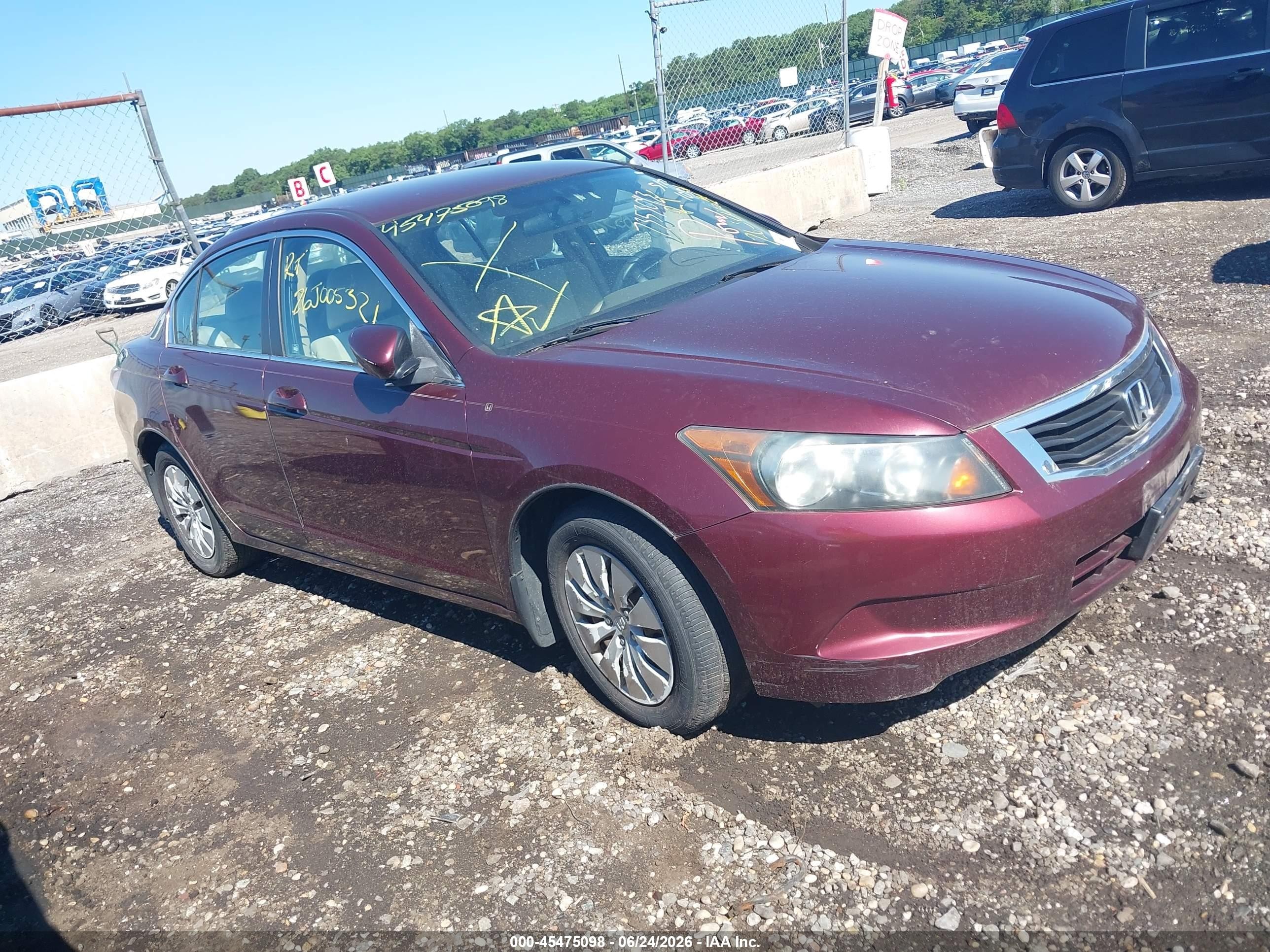 2010 Honda Accord 2.4 Lx Red vin: 1HGCP2F38AA085088
