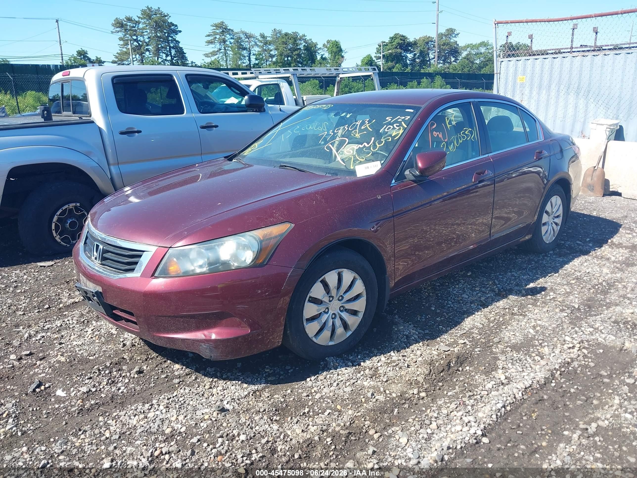 2010 Honda Accord 2.4 Lx Red vin: 1HGCP2F38AA085088