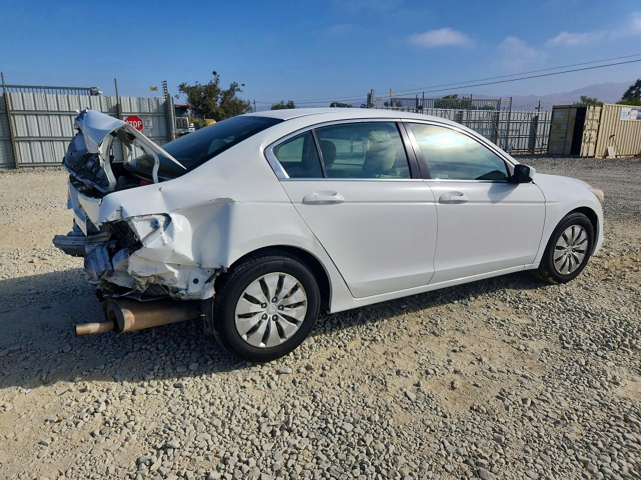 2010 Honda Accord Lx Белый vin: 1HGCP2F38AA087729