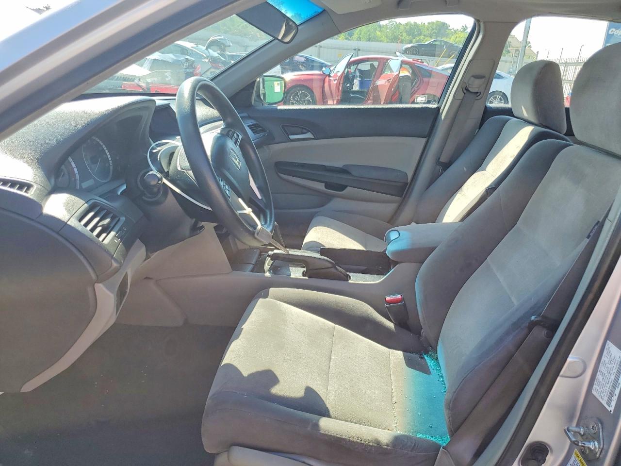 2010 Honda Accord Lx Серебряный vin: 1HGCP2F38AA100463
