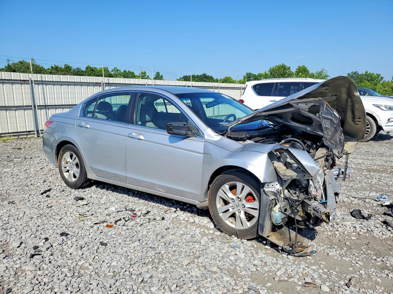 2010 Honda Accord Lx Серебряный vin: 1HGCP2F38AA100463