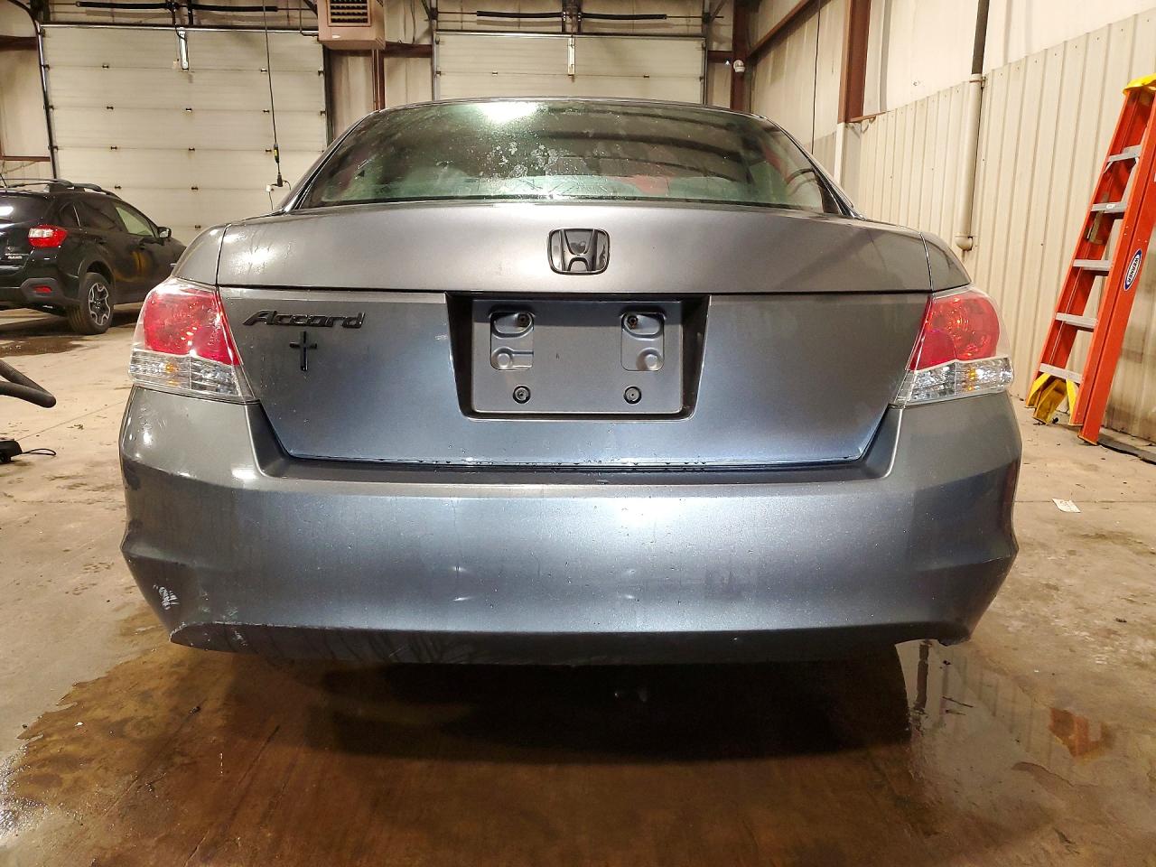 2010 Honda Accord Lx Gray vin: 1HGCP2F38AA106442