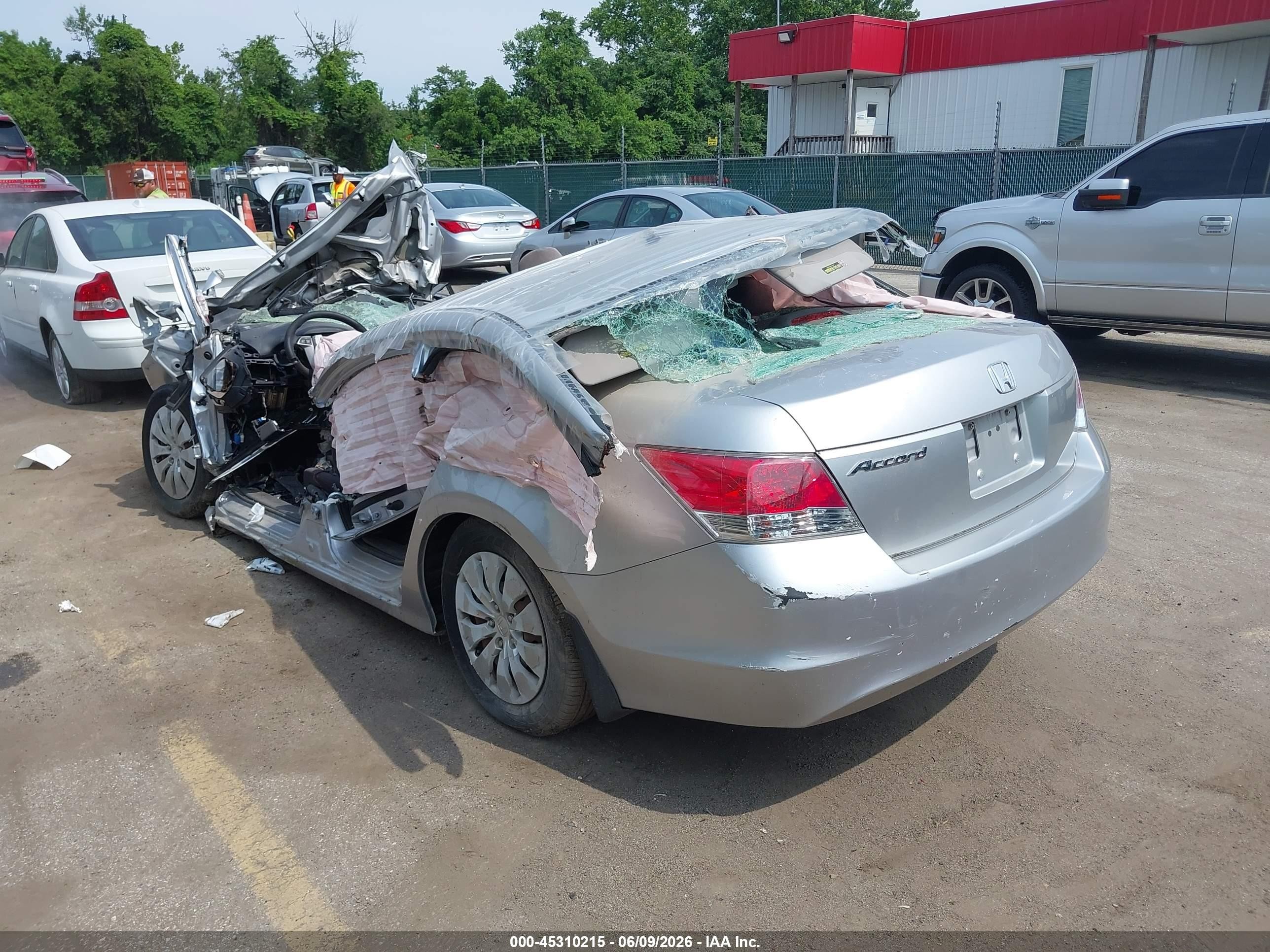 2010 Honda Accord 2.4 Lx Silver vin: 1HGCP2F38AA131437