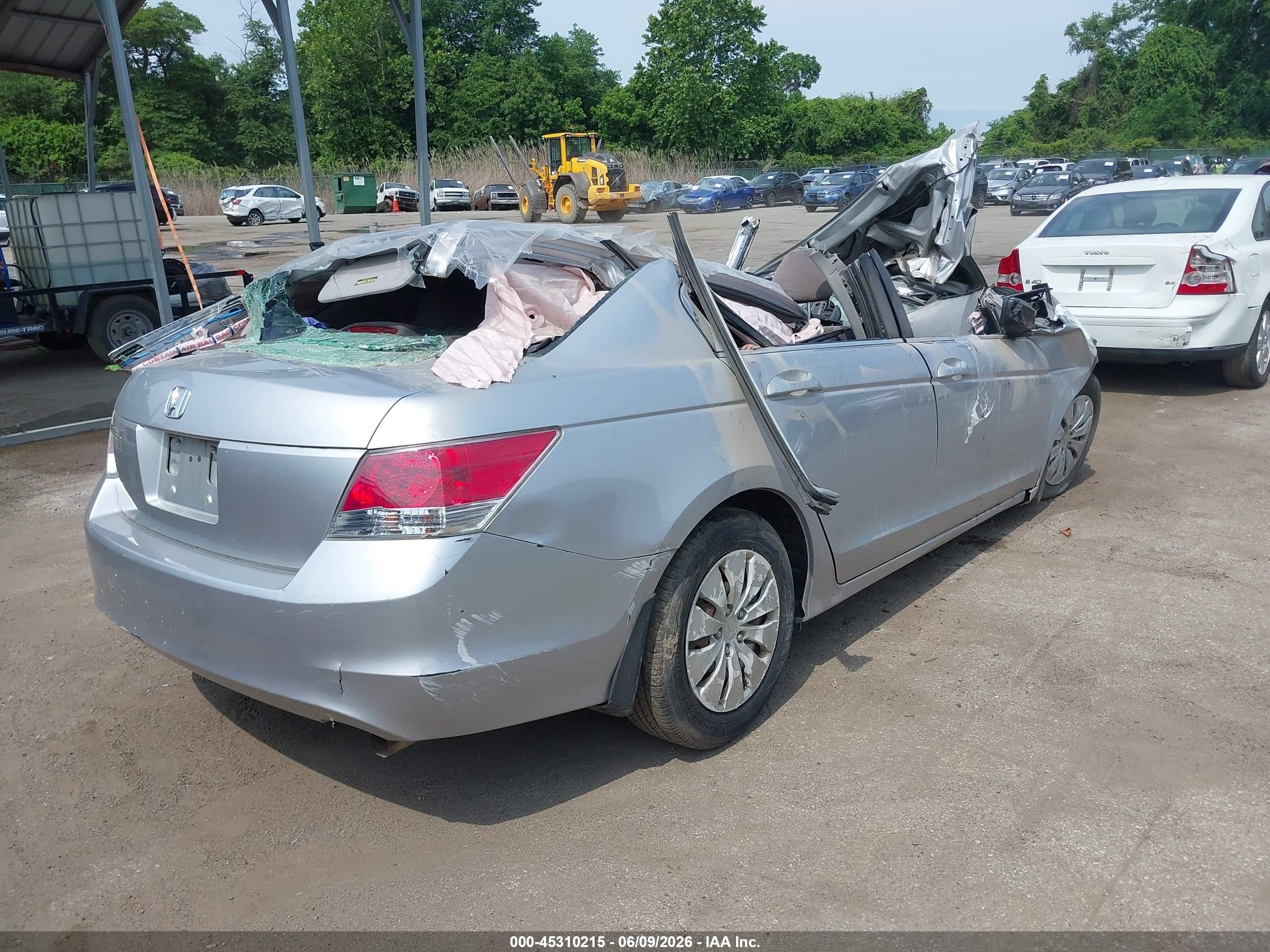 2010 Honda Accord 2.4 Lx Silver vin: 1HGCP2F38AA131437