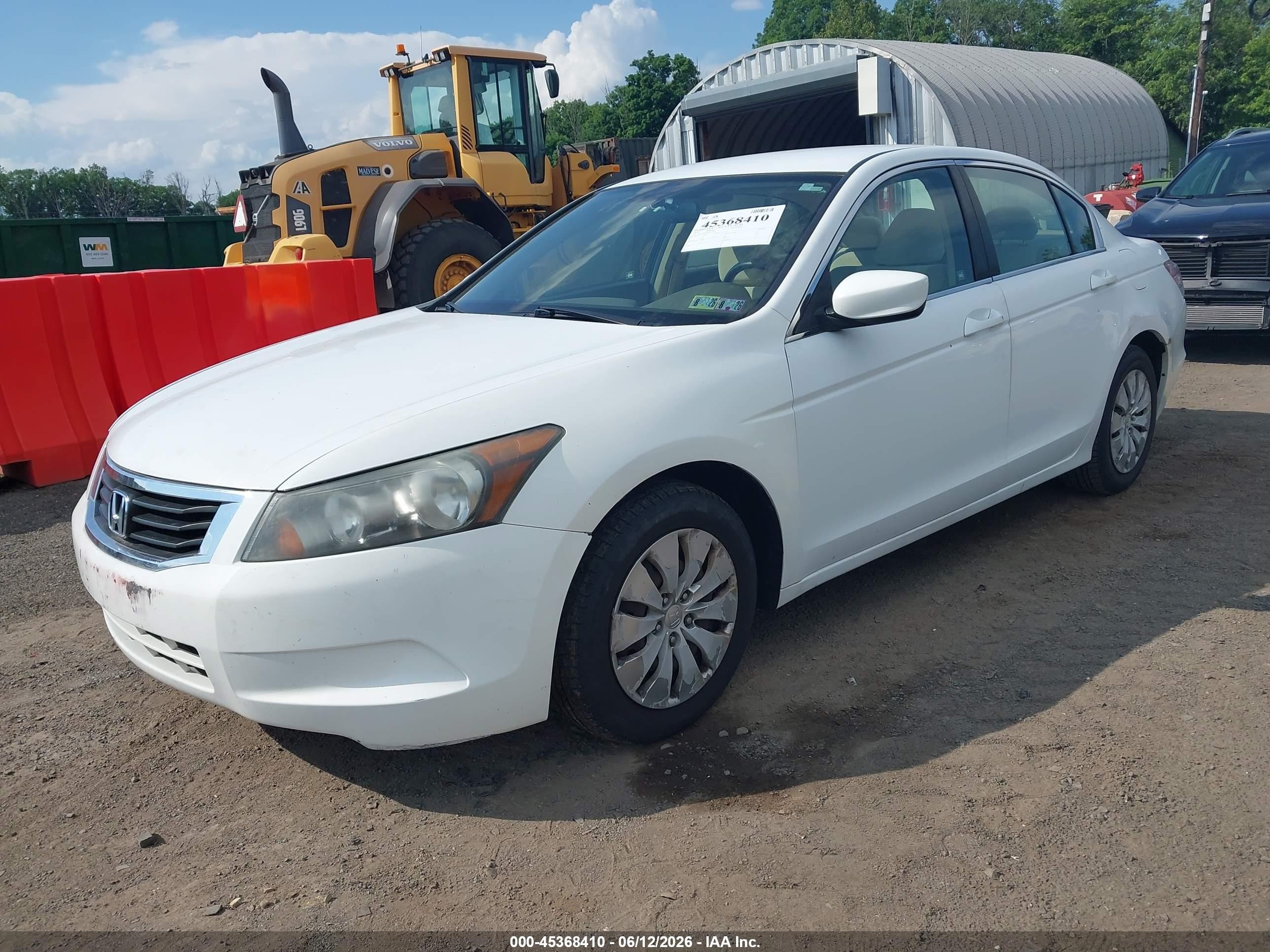 2010 Honda Accord 2.4 Lx White vin: 1HGCP2F38AA134192