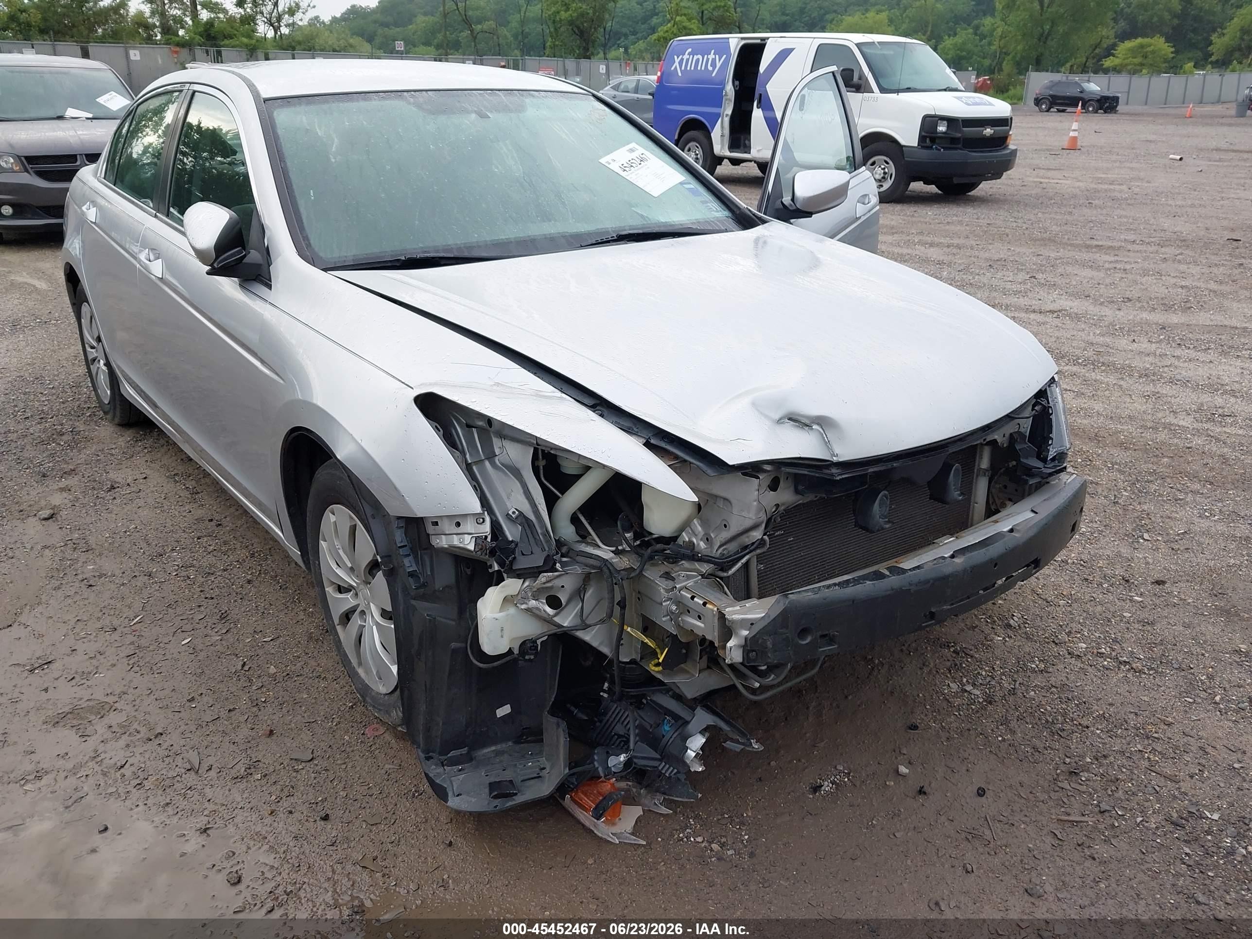 2010 Honda Accord 2.4 Lx Серебряный vin: 1HGCP2F38AA171405
