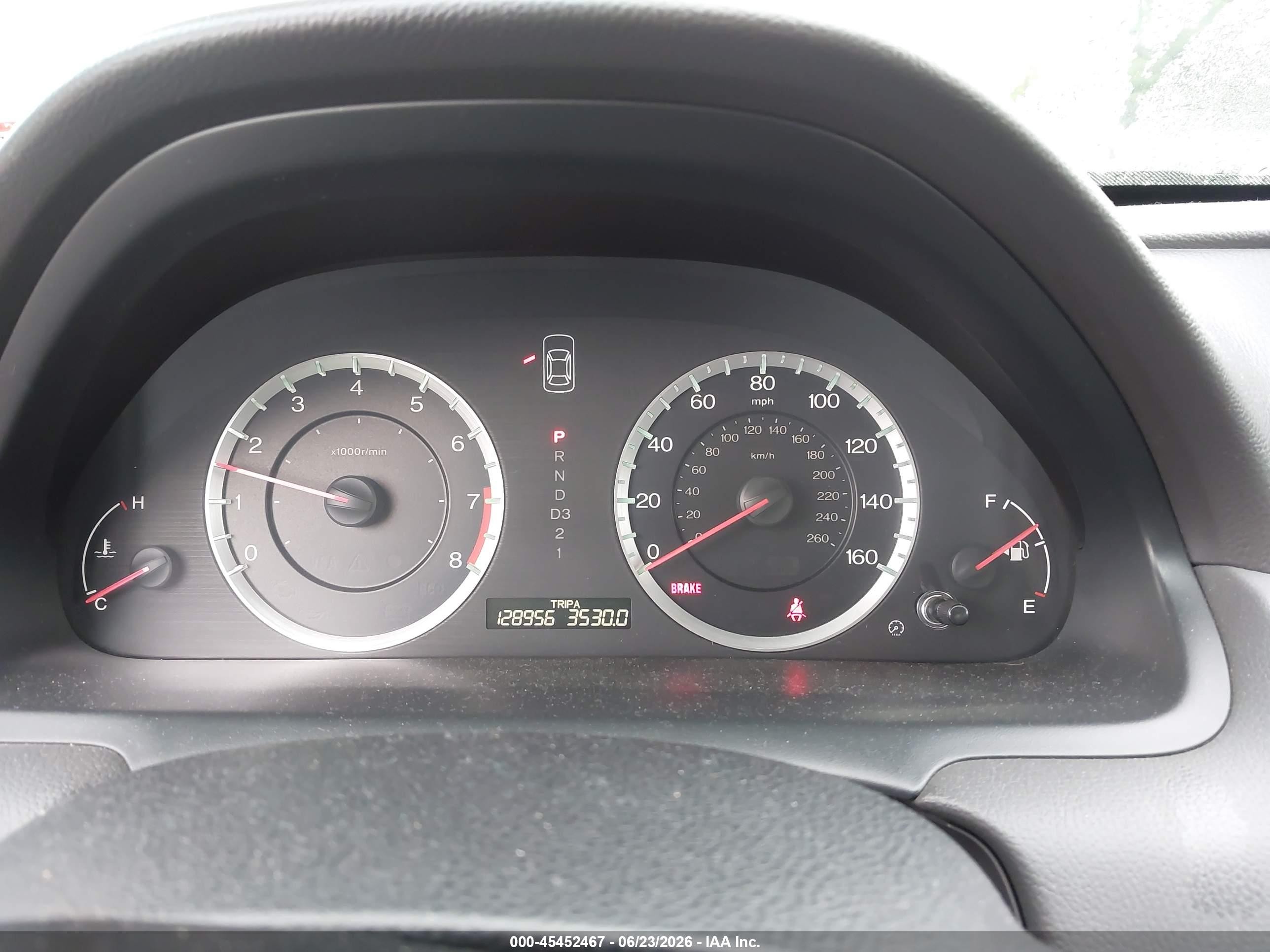 2010 Honda Accord 2.4 Lx Серебряный vin: 1HGCP2F38AA171405