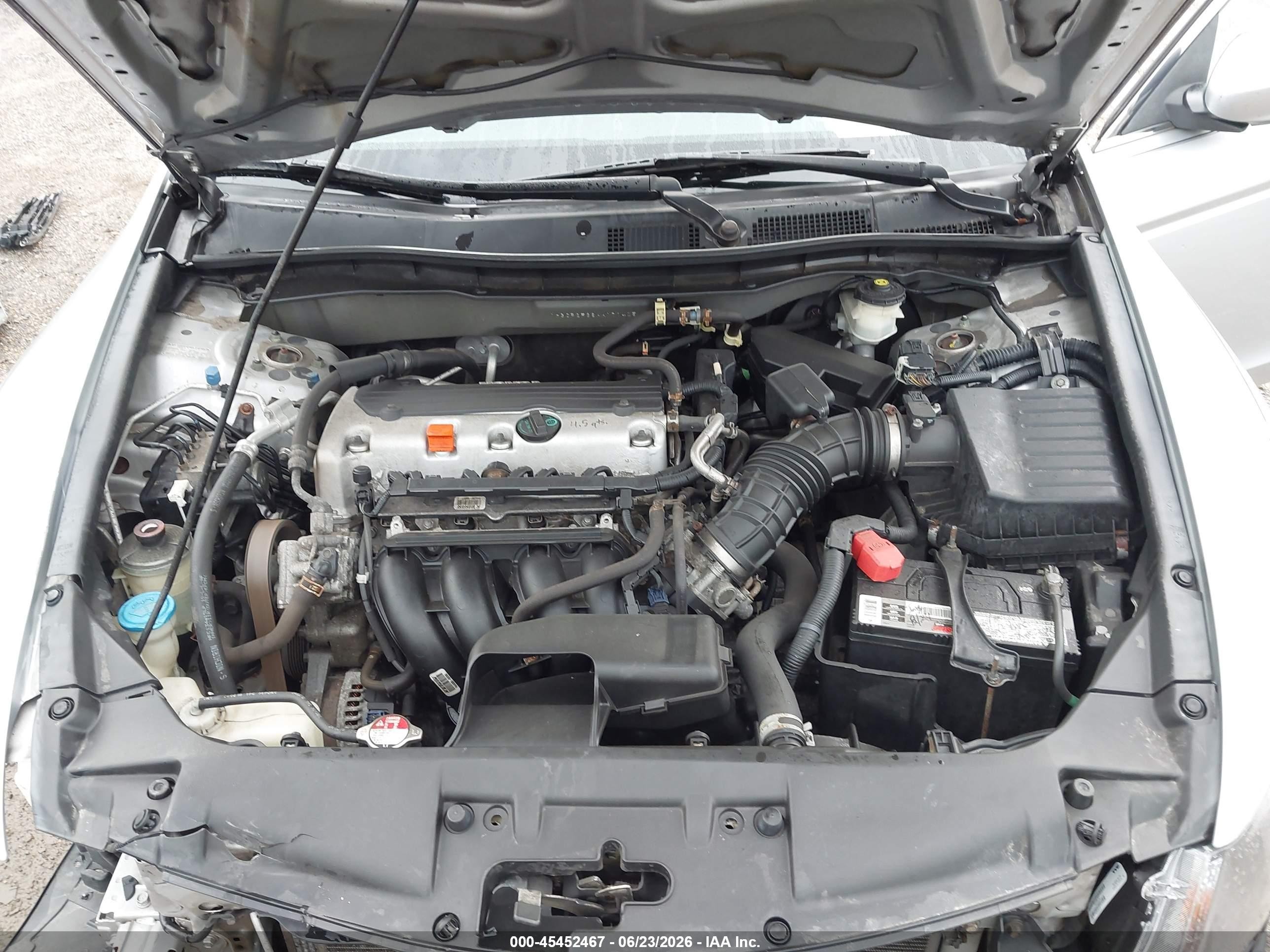 2010 Honda Accord 2.4 Lx Серебряный vin: 1HGCP2F38AA171405