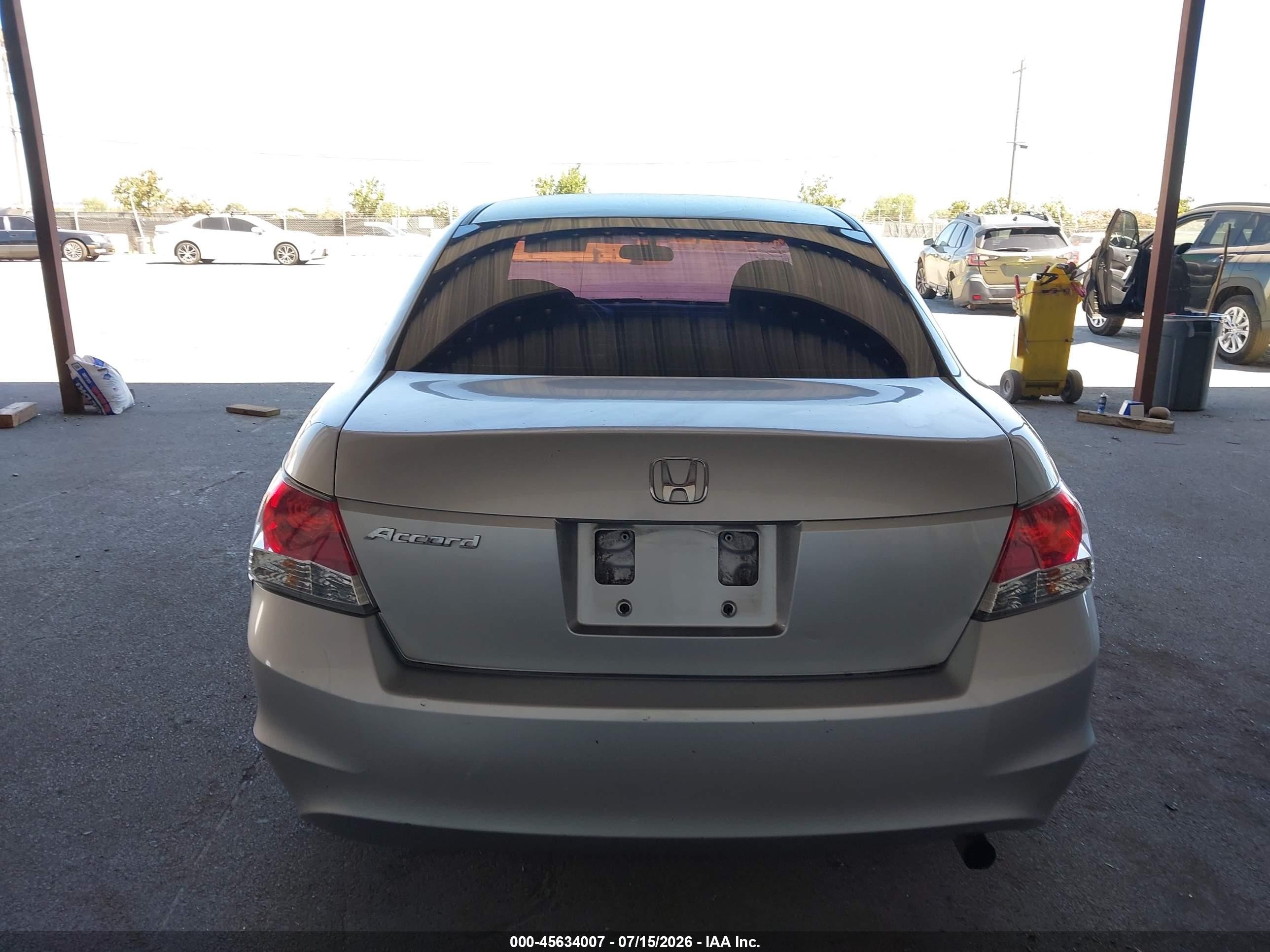 2010 Honda Accord 2.4 Lx Silver vin: 1HGCP2F38AA184977