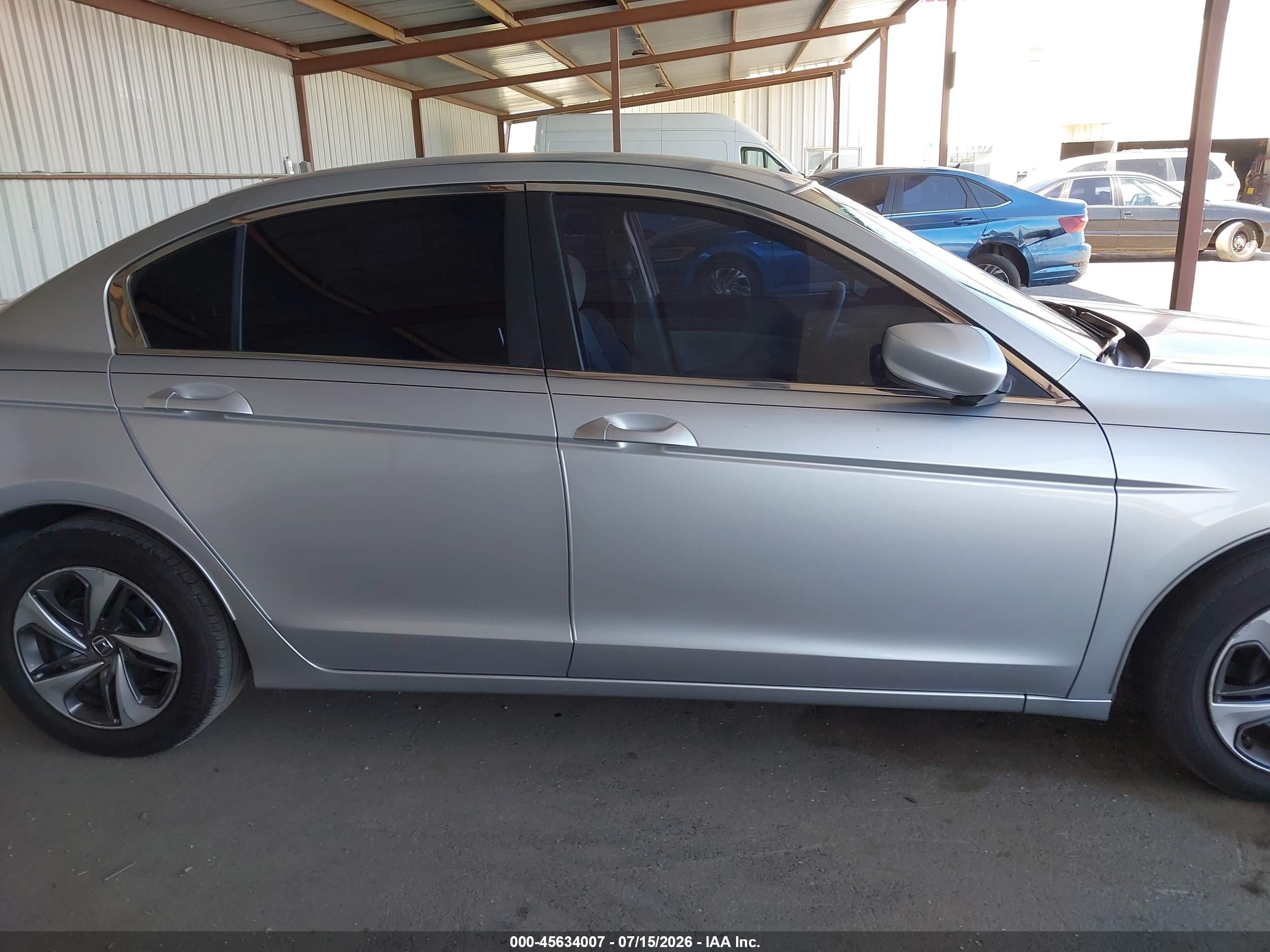 2010 Honda Accord 2.4 Lx Silver vin: 1HGCP2F38AA184977