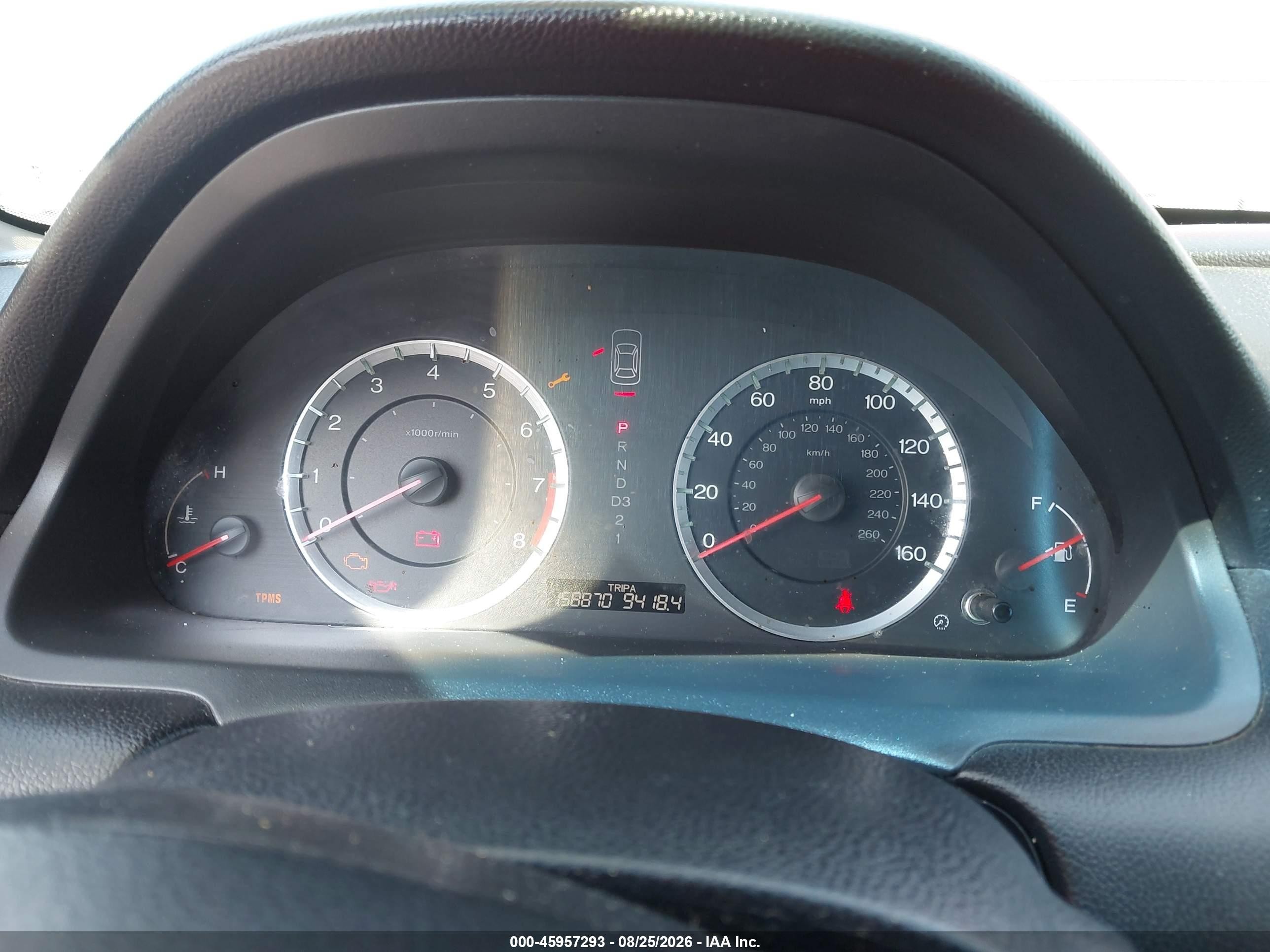 2011 Honda Accord 2.4 Lx Red vin: 1HGCP2F38BA017374