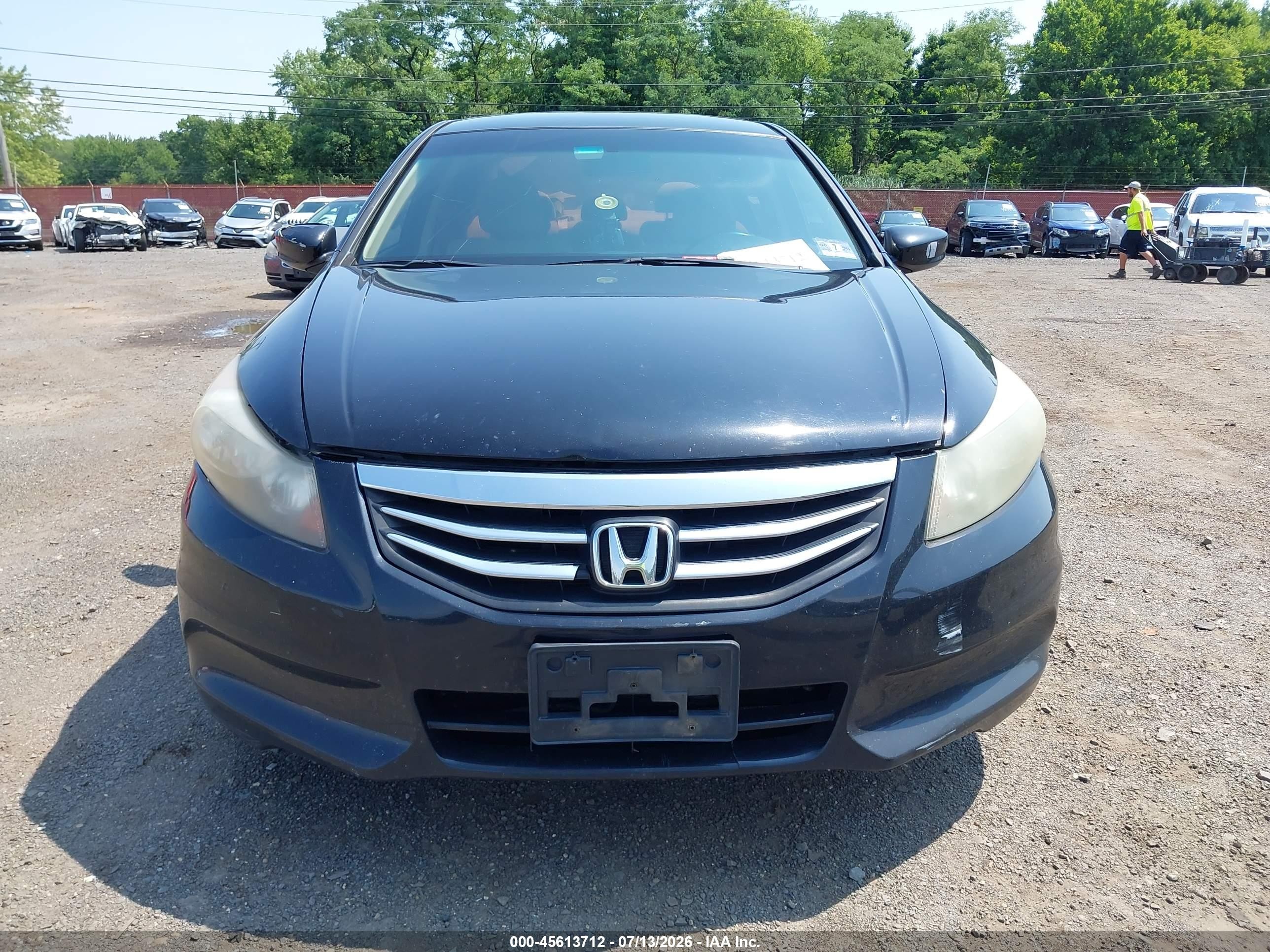 2011 Honda Accord 2.4 Lx Black vin: 1HGCP2F38BA047362