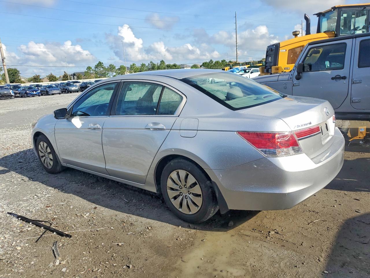 2011 Honda Accord Lx Silver vin: 1HGCP2F38BA071158