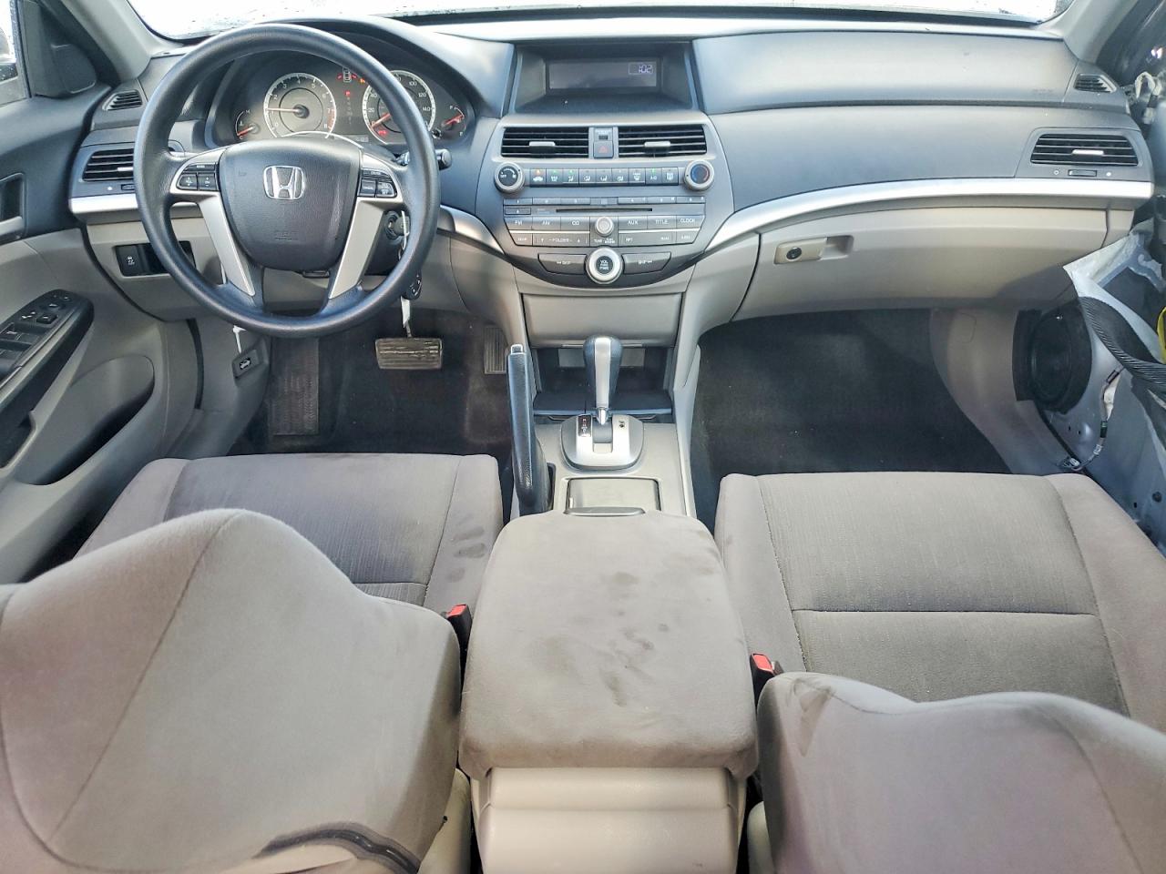 2011 Honda Accord Lx Silver vin: 1HGCP2F38BA071158