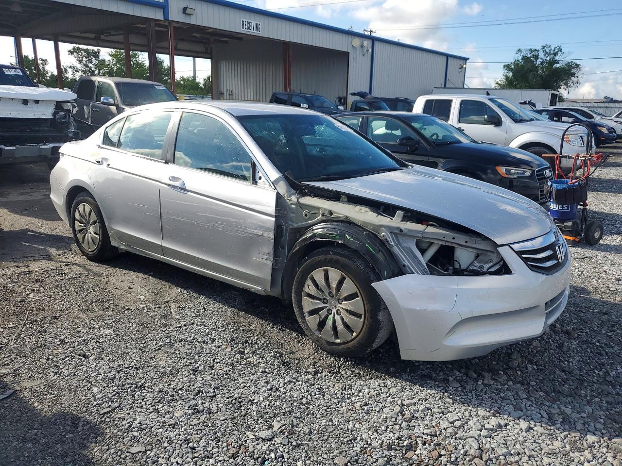 2011 Honda Accord Lx Silver vin: 1HGCP2F38BA071158