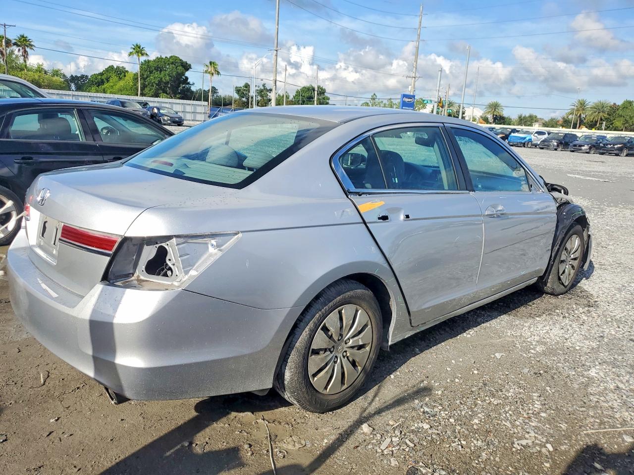 2011 Honda Accord Lx Silver vin: 1HGCP2F38BA071158