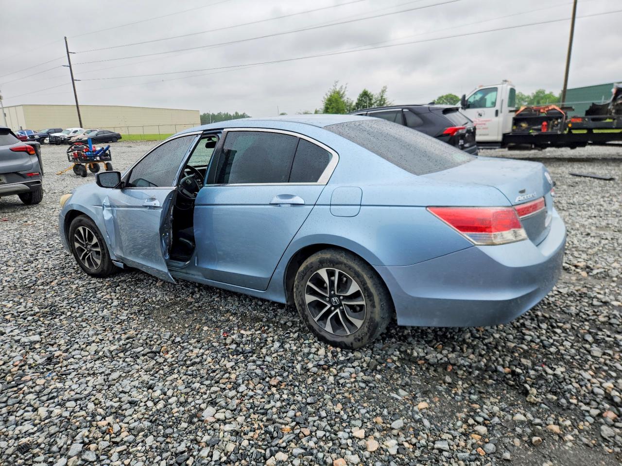 2011 Honda Accord Lx Blue vin: 1HGCP2F38BA131830