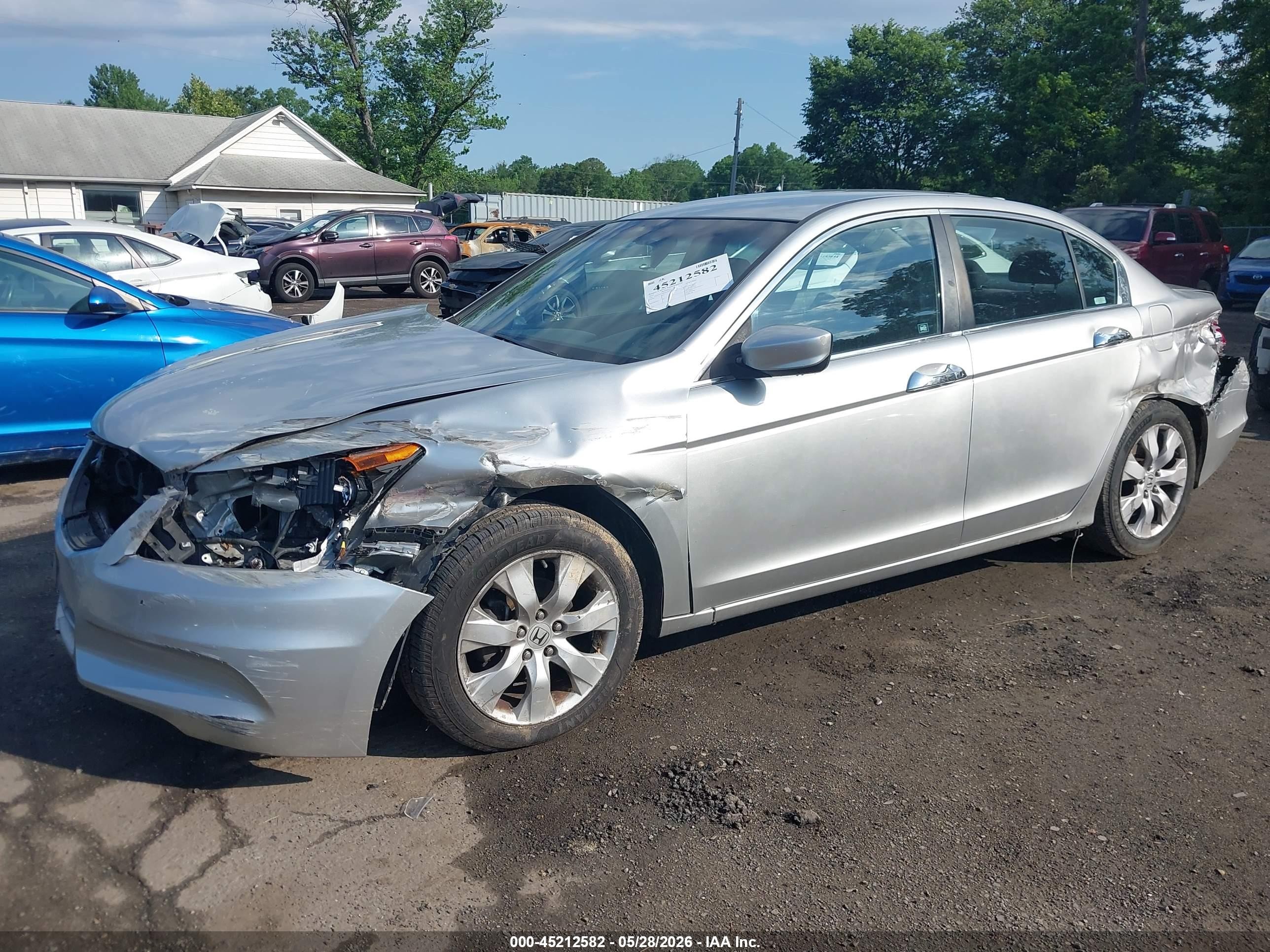 2011 Honda Accord 2.4 Lx Silver vin: 1HGCP2F38BA143895