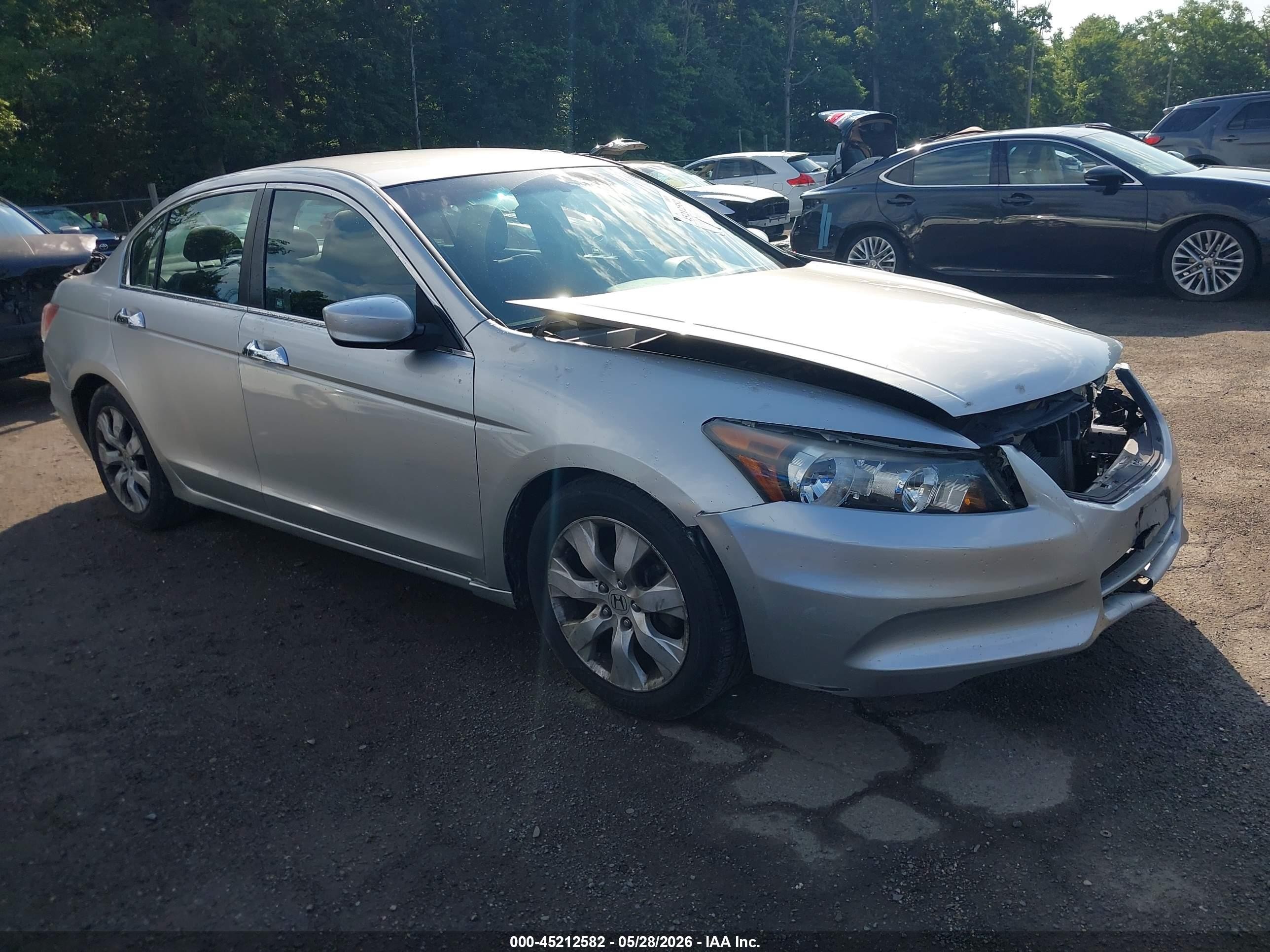 2011 Honda Accord 2.4 Lx Silver vin: 1HGCP2F38BA143895