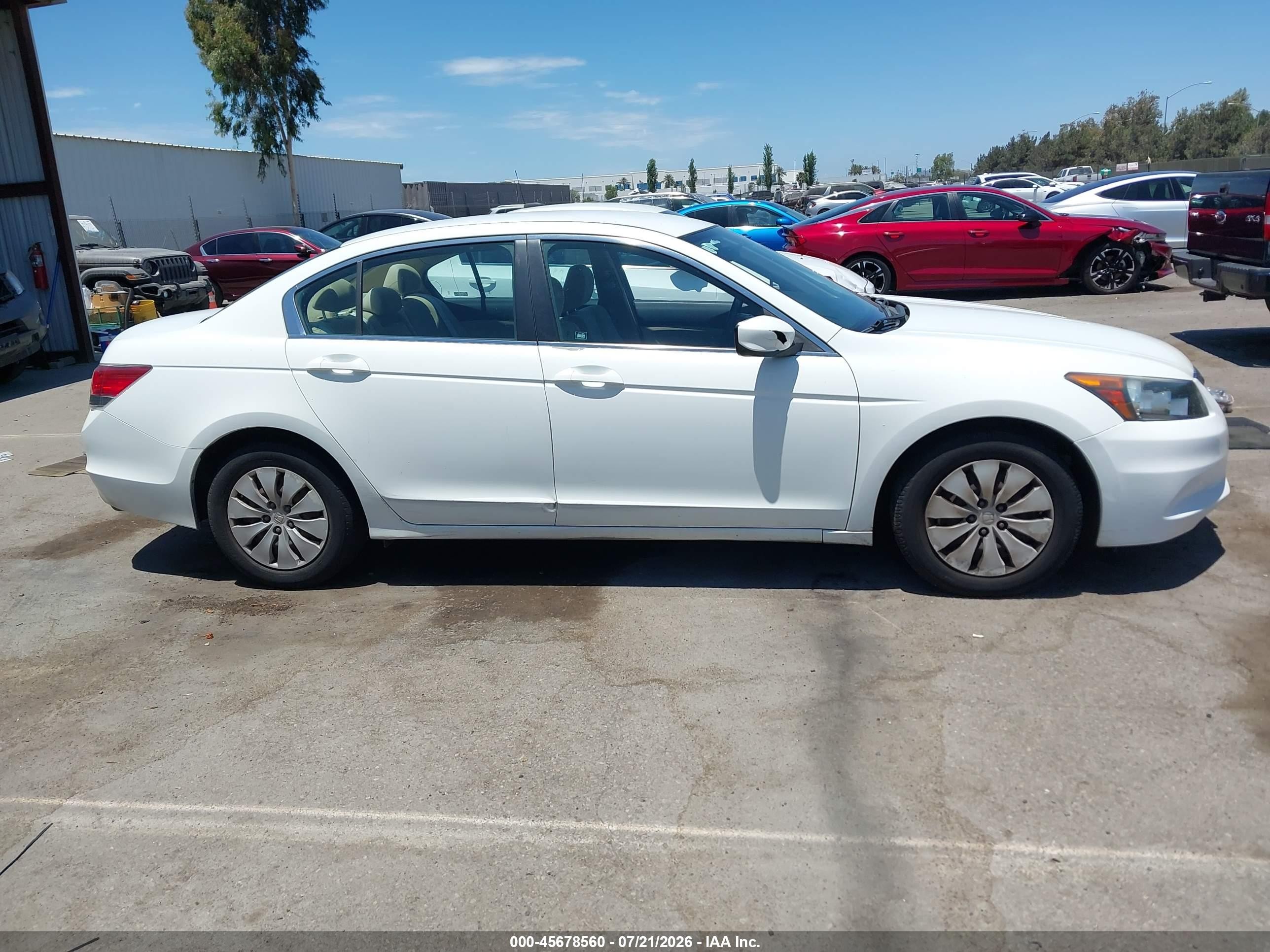 2011 Honda Accord 2.4 Lx Белый vin: 1HGCP2F38BA154251