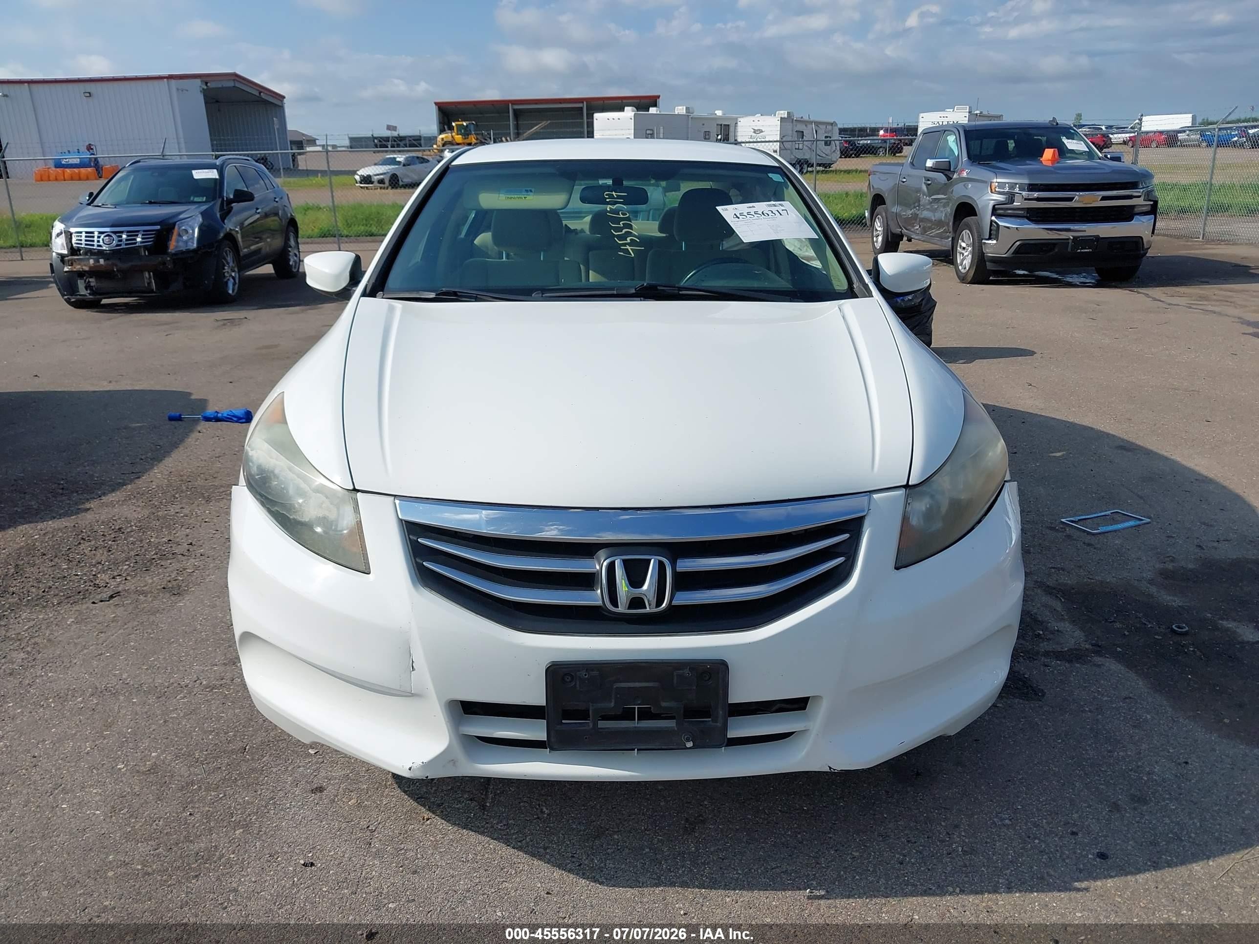 2012 Honda Accord 2.4 Lx White vin: 1HGCP2F38CA061909