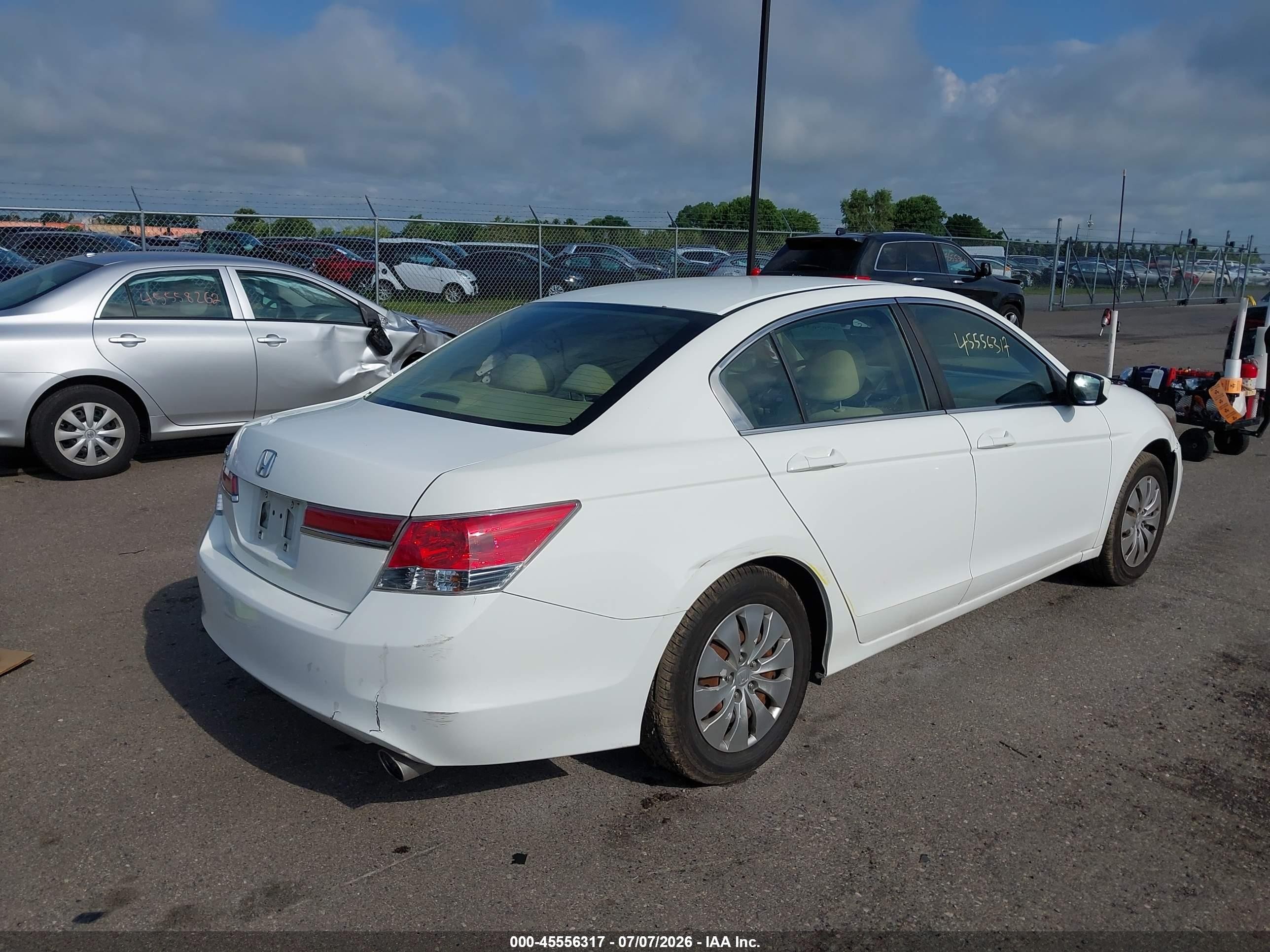2012 Honda Accord 2.4 Lx White vin: 1HGCP2F38CA061909