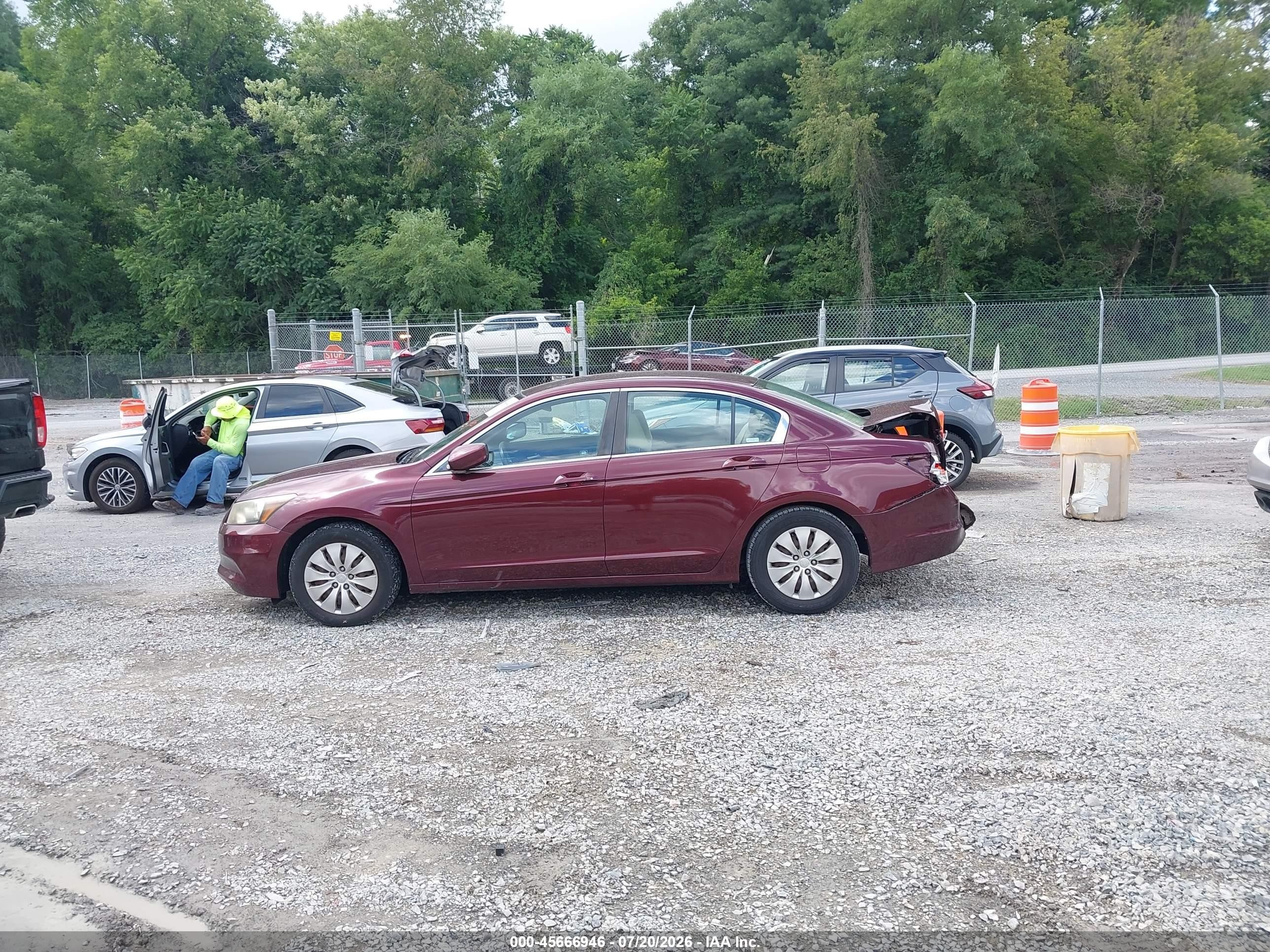 2012 Honda Accord 2.4 Lx Maroon vin: 1HGCP2F38CA067208