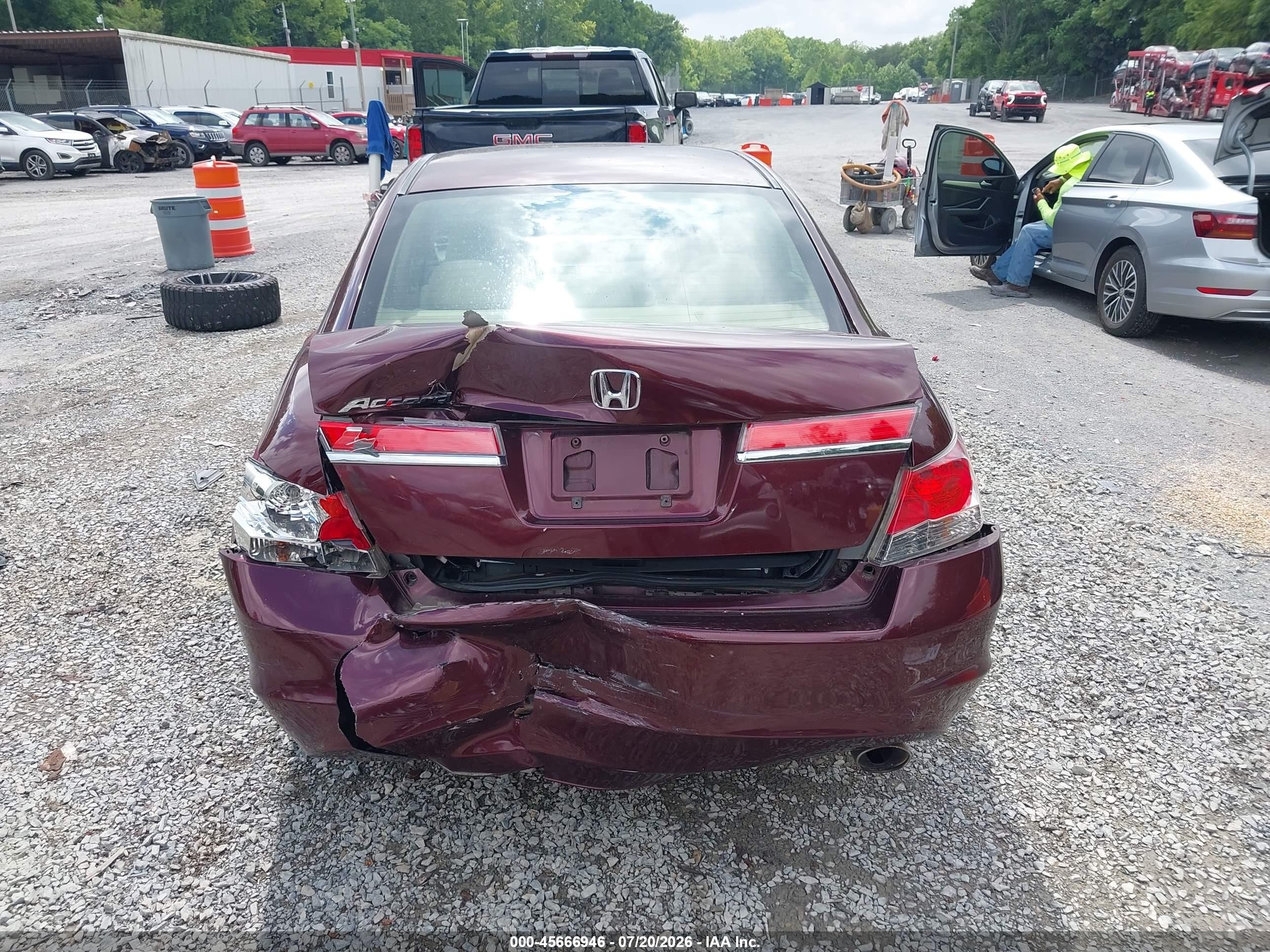 2012 Honda Accord 2.4 Lx Maroon vin: 1HGCP2F38CA067208