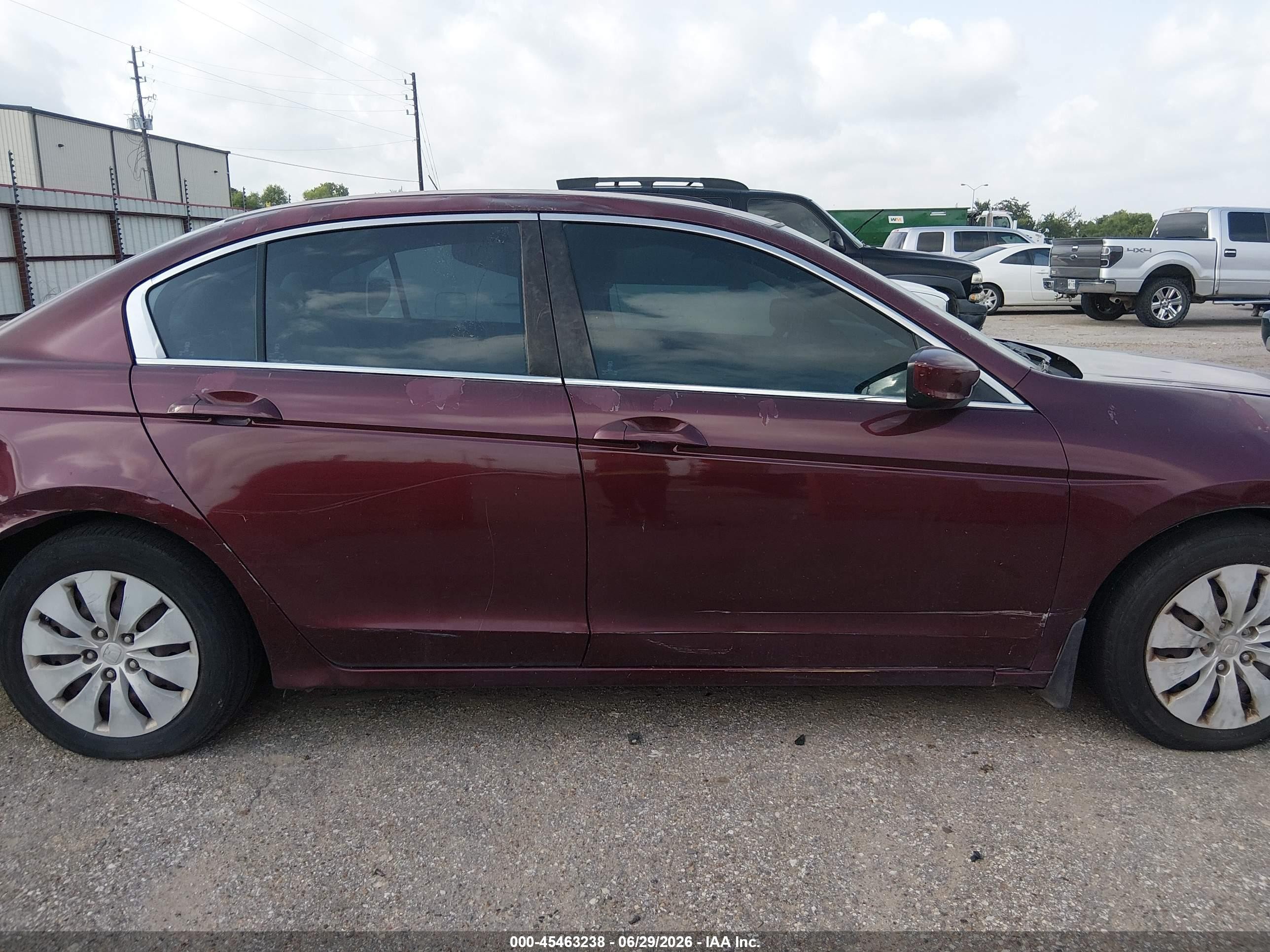 2012 Honda Accord 2.4 Lx Burgundy vin: 1HGCP2F38CA115922