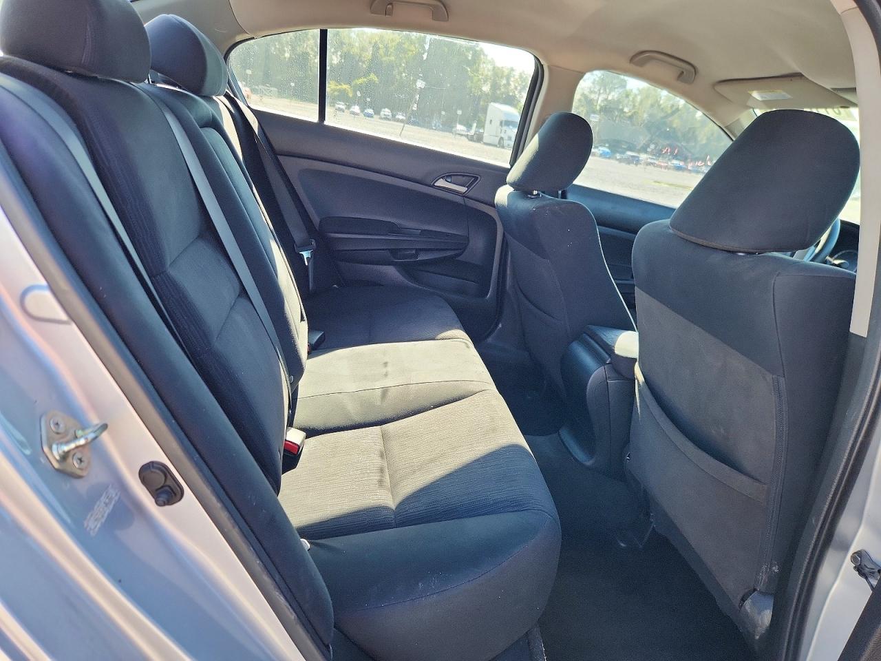 2012 Honda Accord Lx Silver vin: 1HGCP2F38CA170774