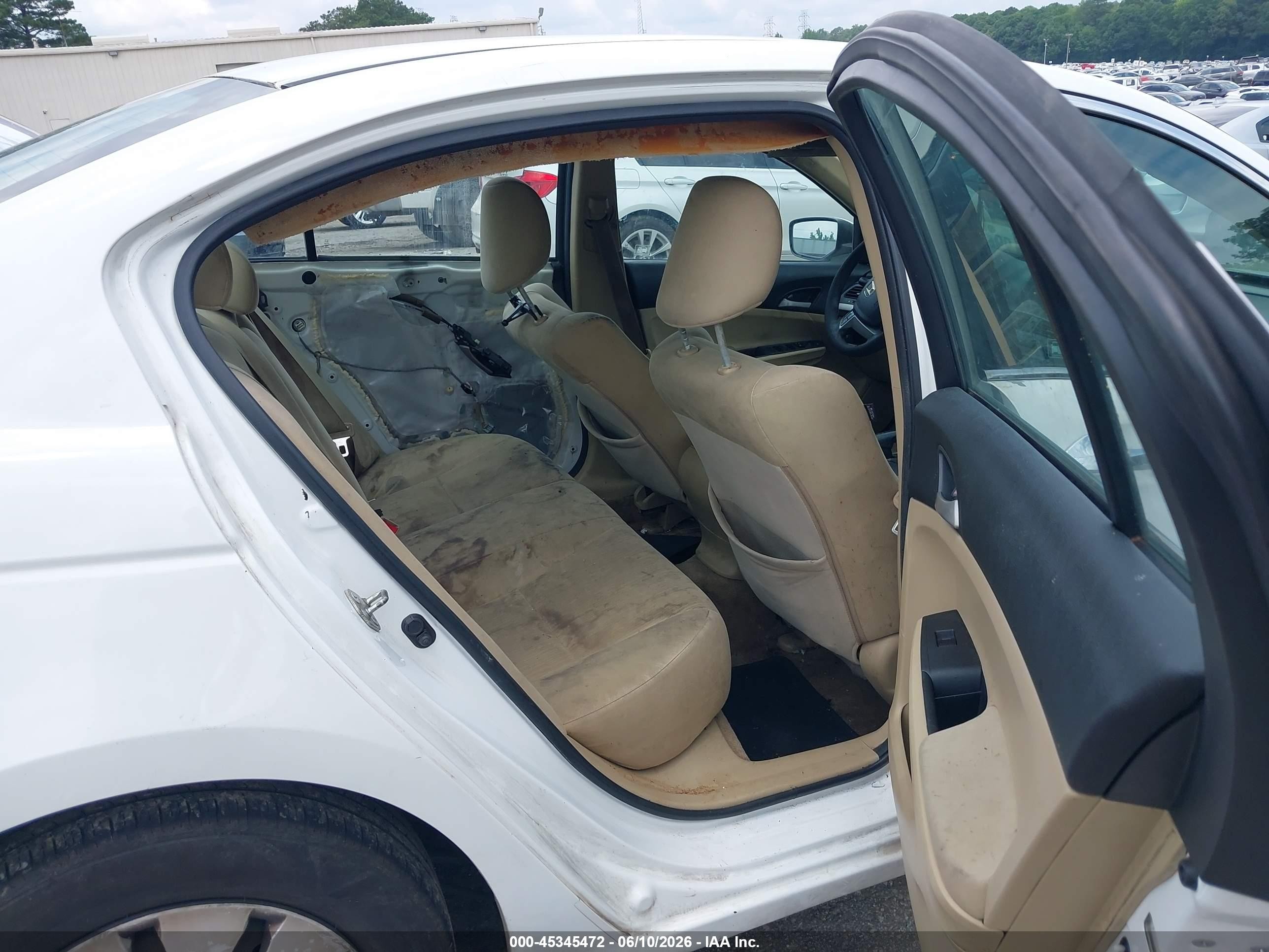 2012 Honda Accord 2.4 Lx White vin: 1HGCP2F38CA171570