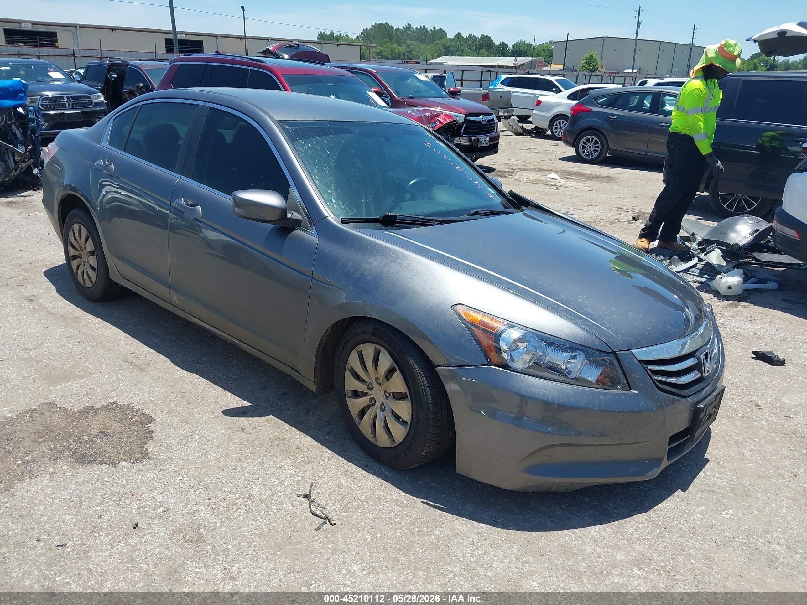 1HGCP2F38CA176350