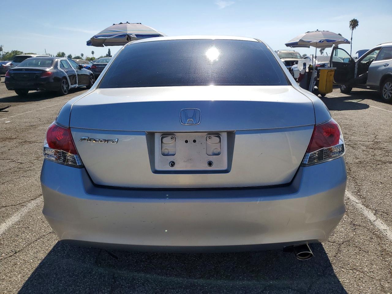 2010 Honda Accord Lx Серебряный vin: 1HGCP2F39AA037874