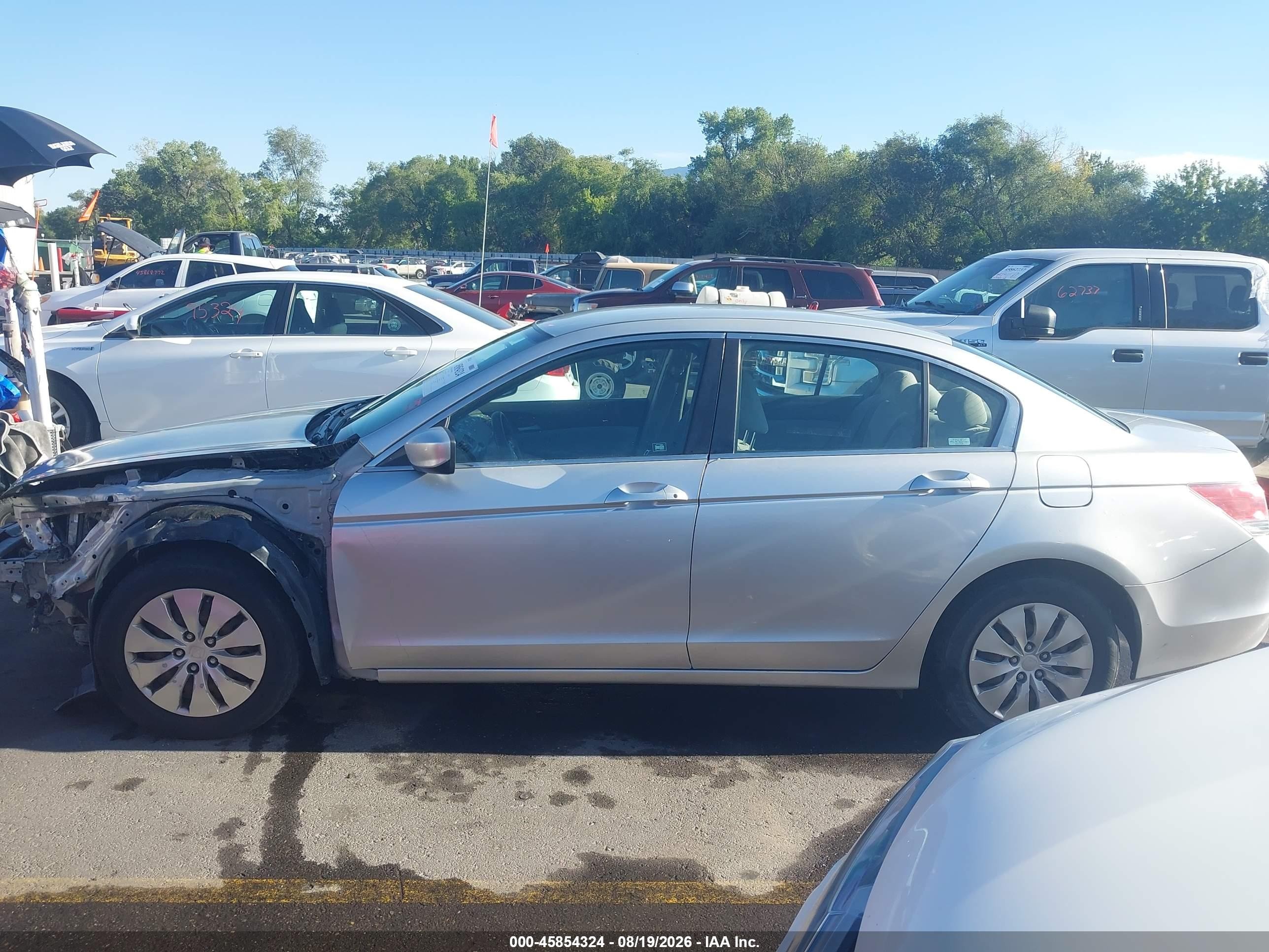 2010 Honda Accord 2.4 Lx Silver vin: 1HGCP2F39AA091501