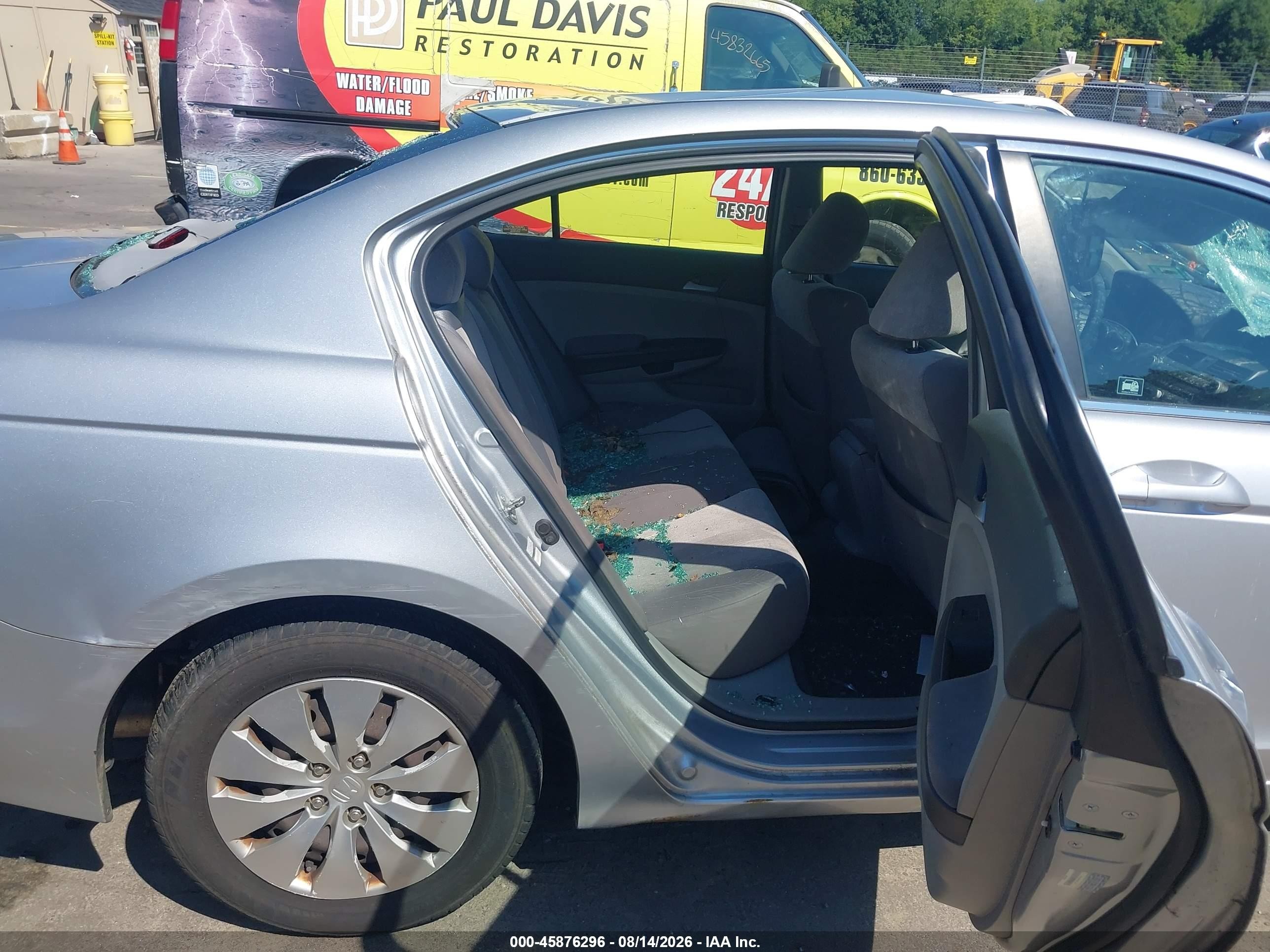 2010 Honda Accord 2.4 Lx Silver vin: 1HGCP2F39AA121466