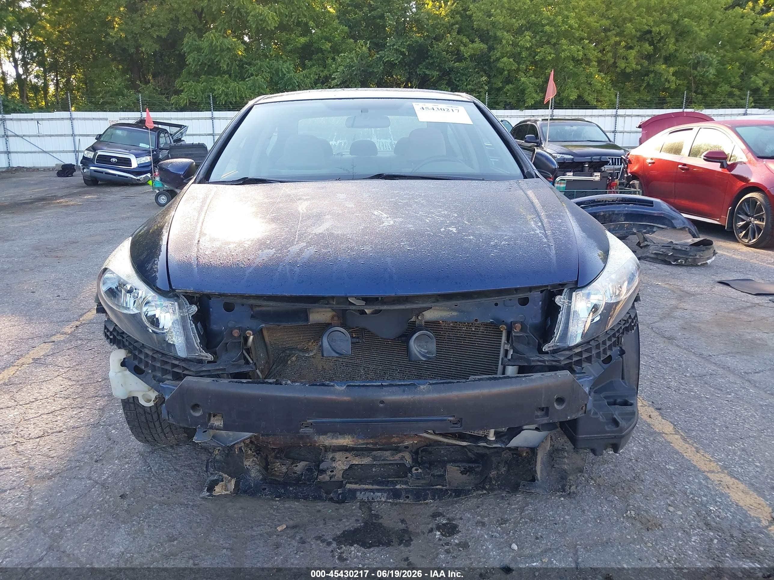 2010 Honda Accord 2.4 Lx Navy vin: 1HGCP2F39AA130877