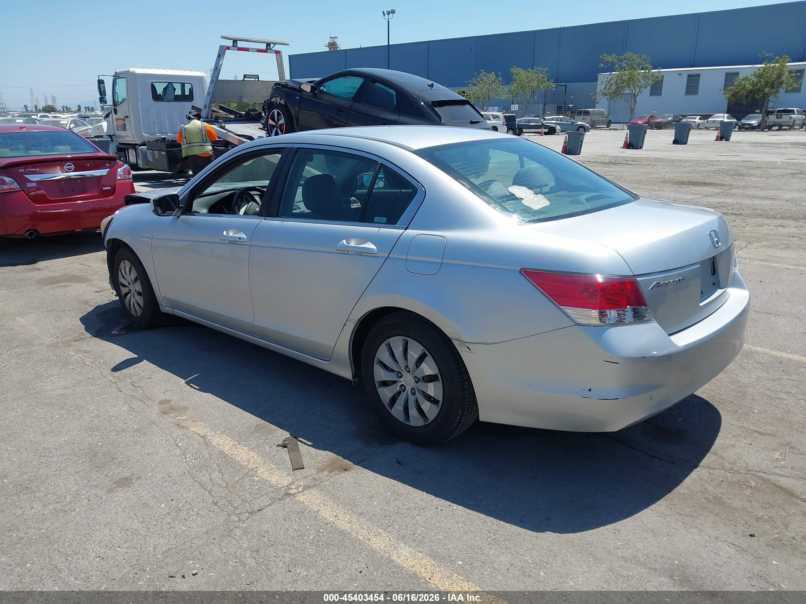 2010 Honda Accord 2.4 Lx Silver vin: 1HGCP2F39AA133598