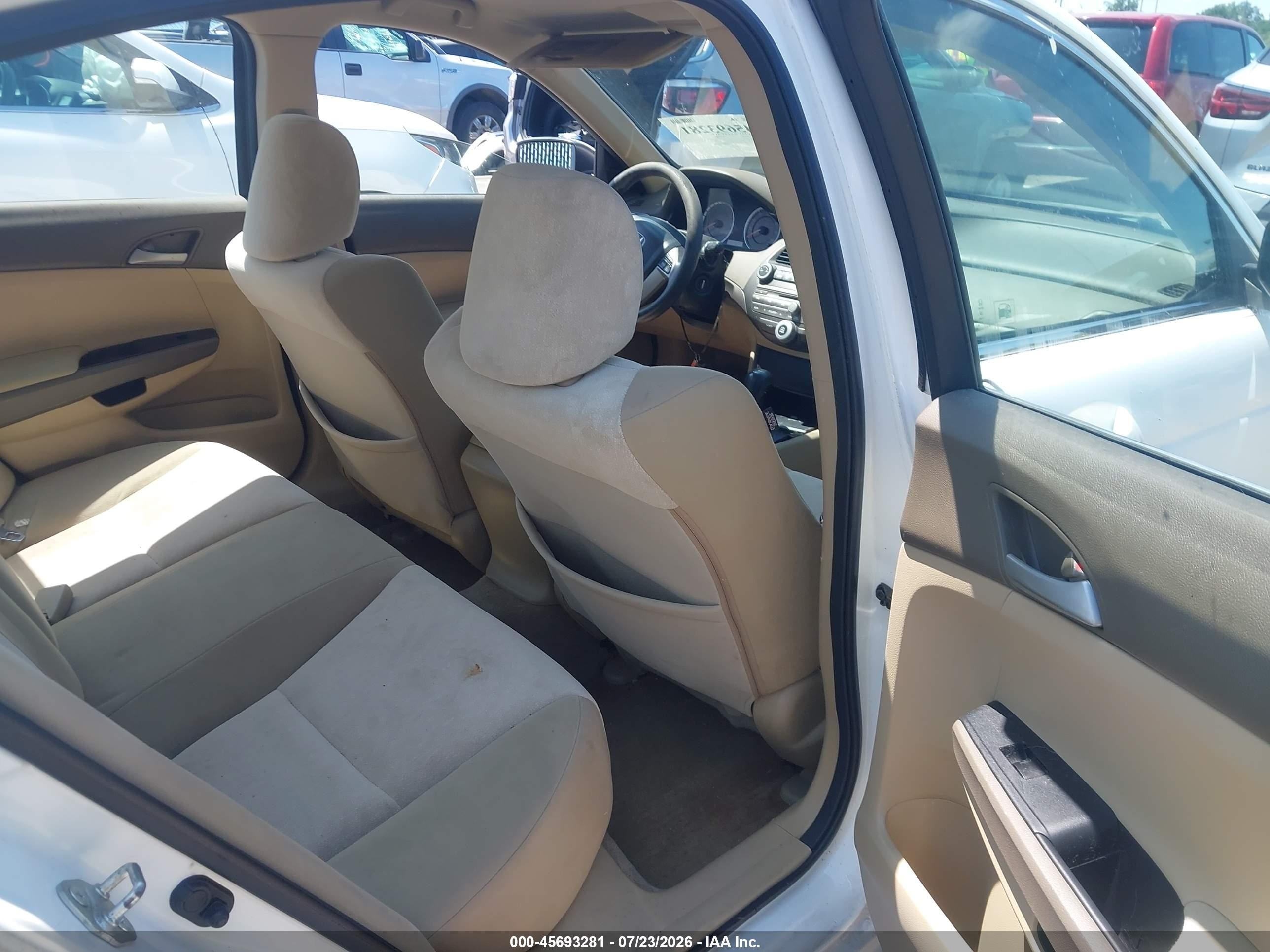 2010 Honda Accord 2.4 Lx Белый vin: 1HGCP2F39AA141720