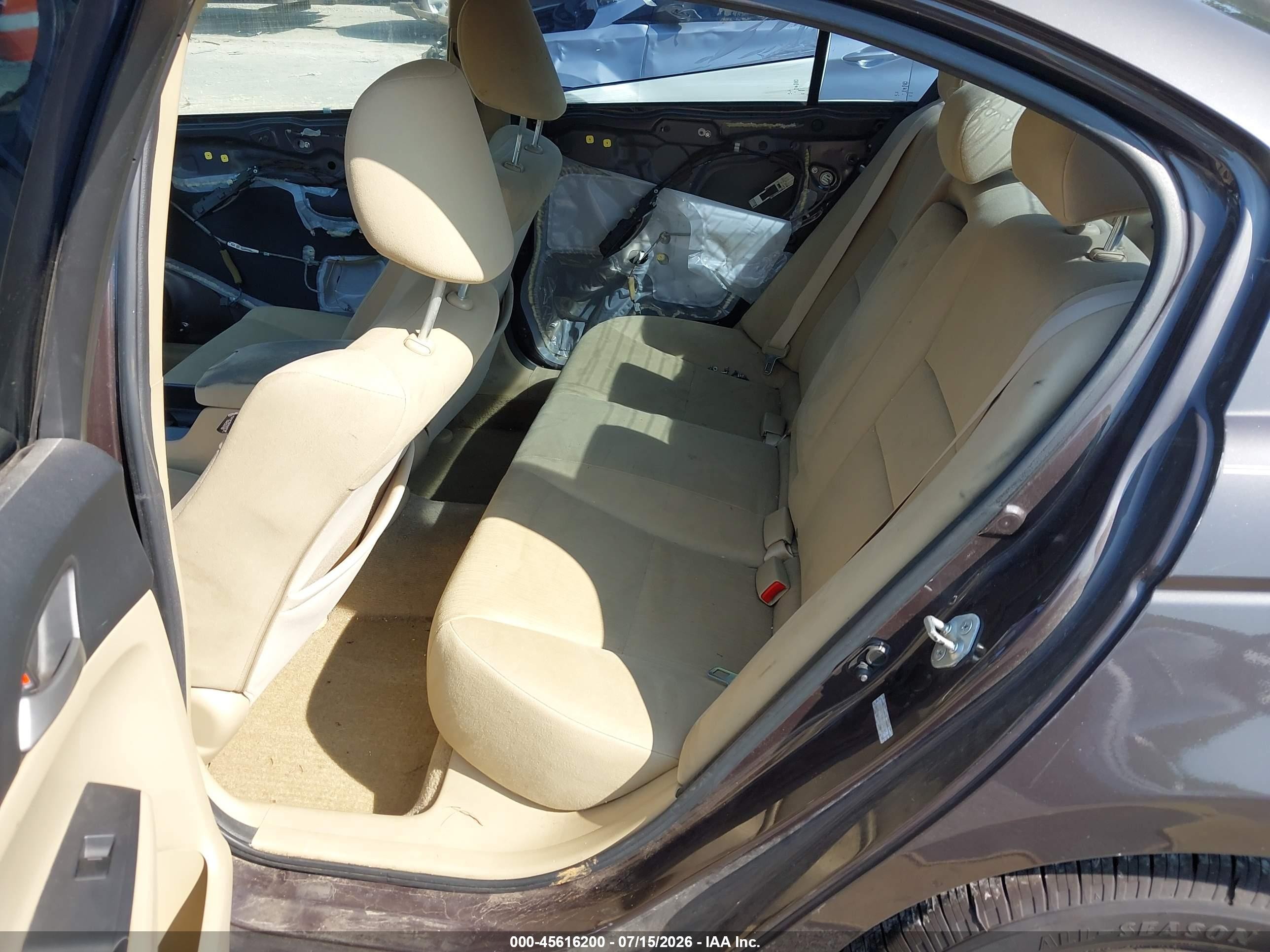 2011 Honda Accord 2.4 Lx Purple vin: 1HGCP2F39BA024883