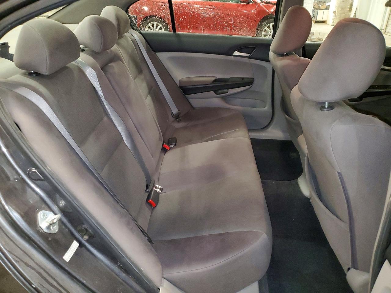 2011 Honda Accord Lx Серебряный vin: 1HGCP2F39BA030750